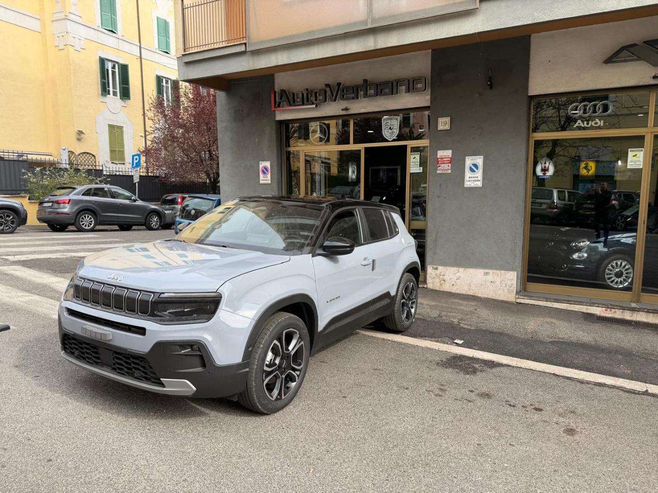 Jeep Avenger Summit-1.2 48V-MHEV-Navi-Tetto-P.Consegna