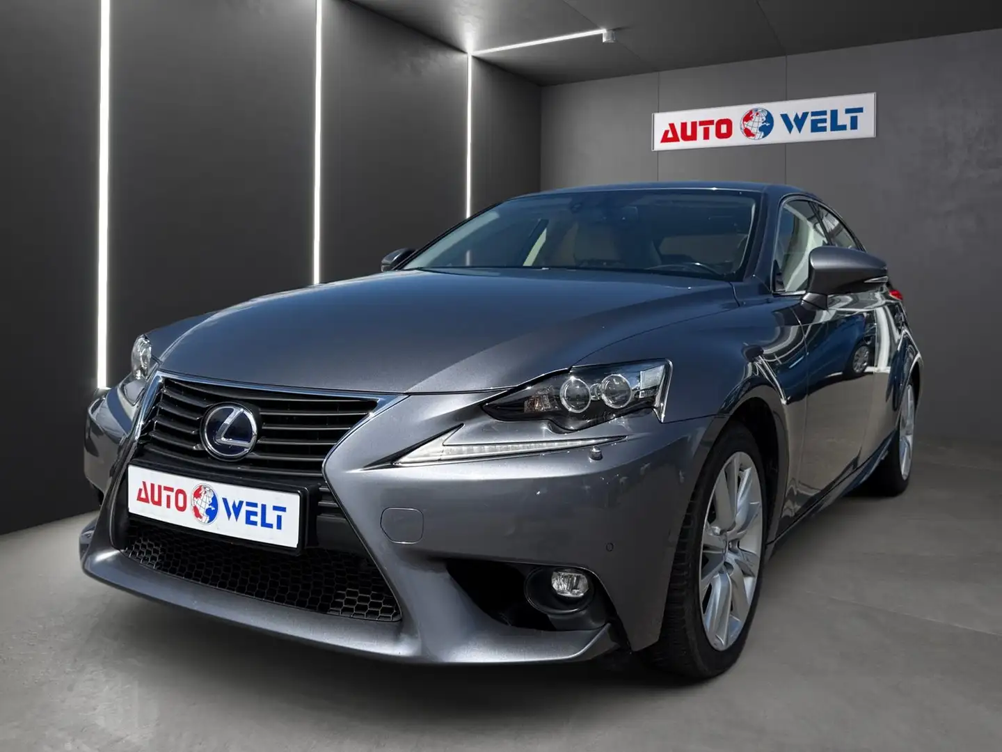 Lexus IS 200 IS 2.5 Hybrid 300h Bi-Xenon Sitzbelüftung Leder Grau - 1
