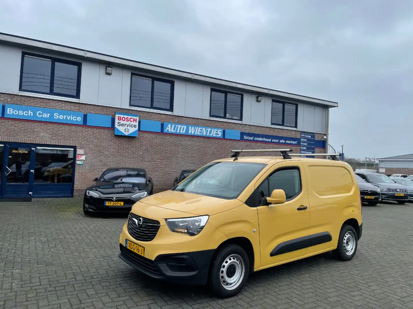 Opel Combo 1.5D 56kw | L1 Edition | Airco Jaune - 2