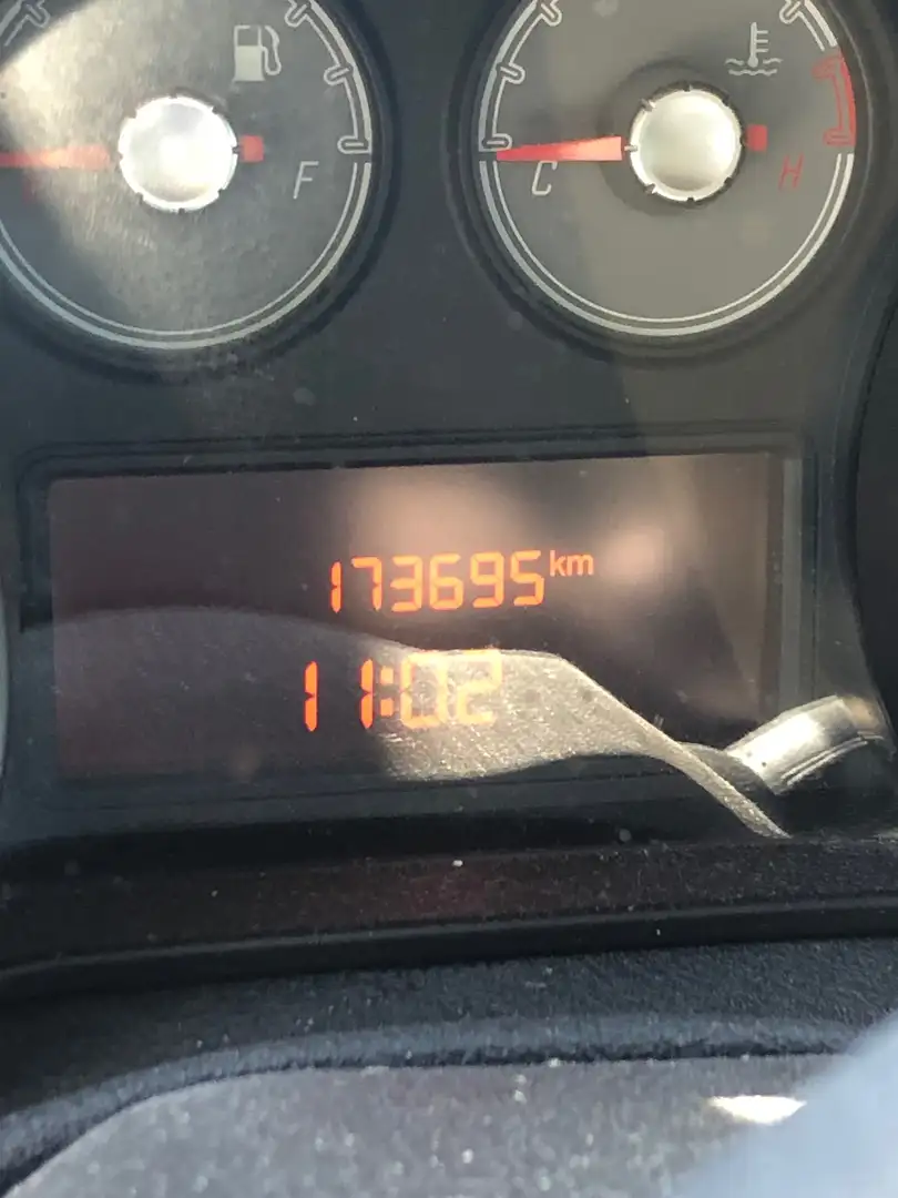 Fiat Punto Punto III 2012 5p 1.4 natural power Street 70cv E6 - 2