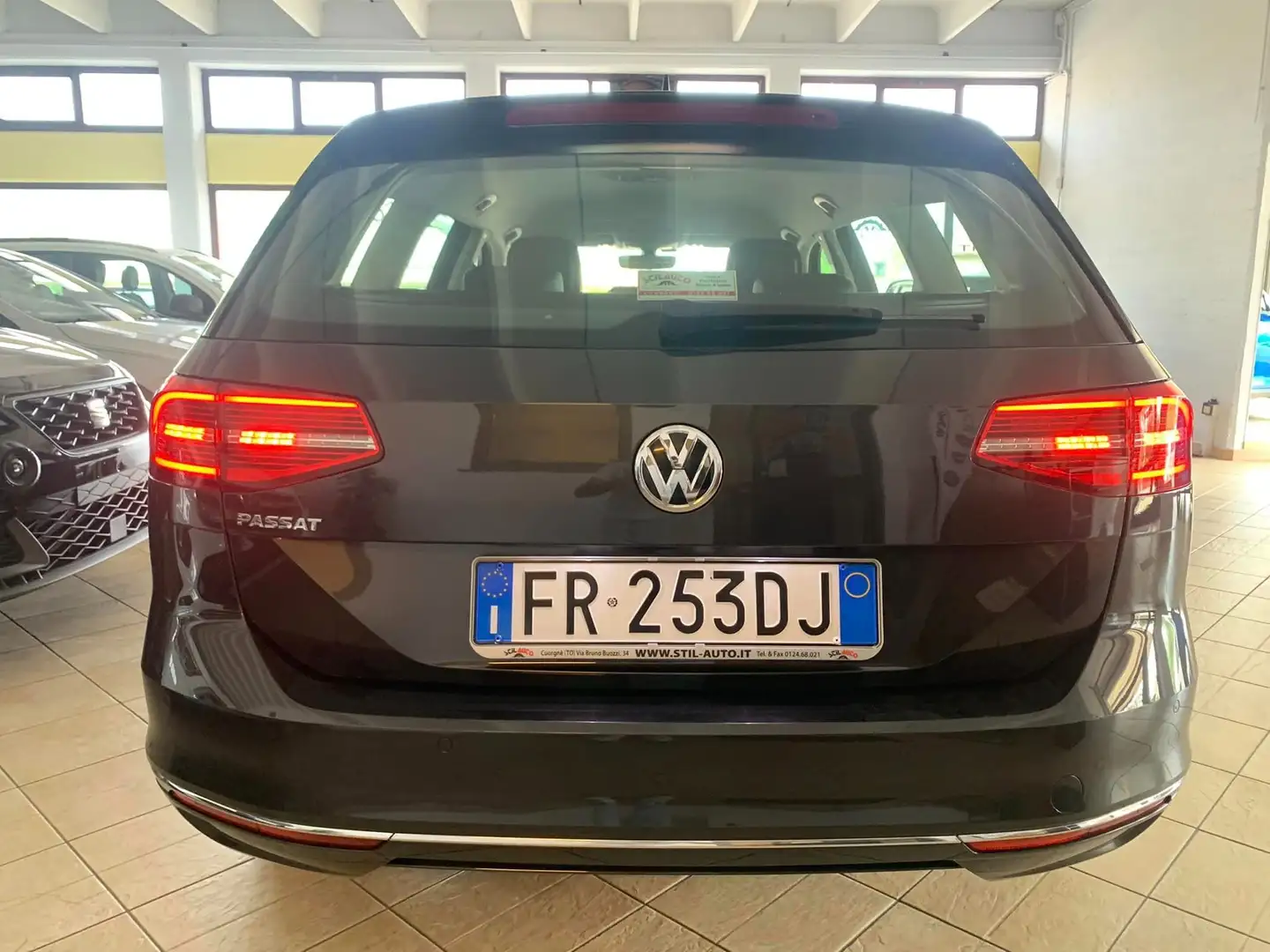 Volkswagen Passat Variant 2.0 tdi Executive 150cv dsg ECCELLENTE Nero - 2