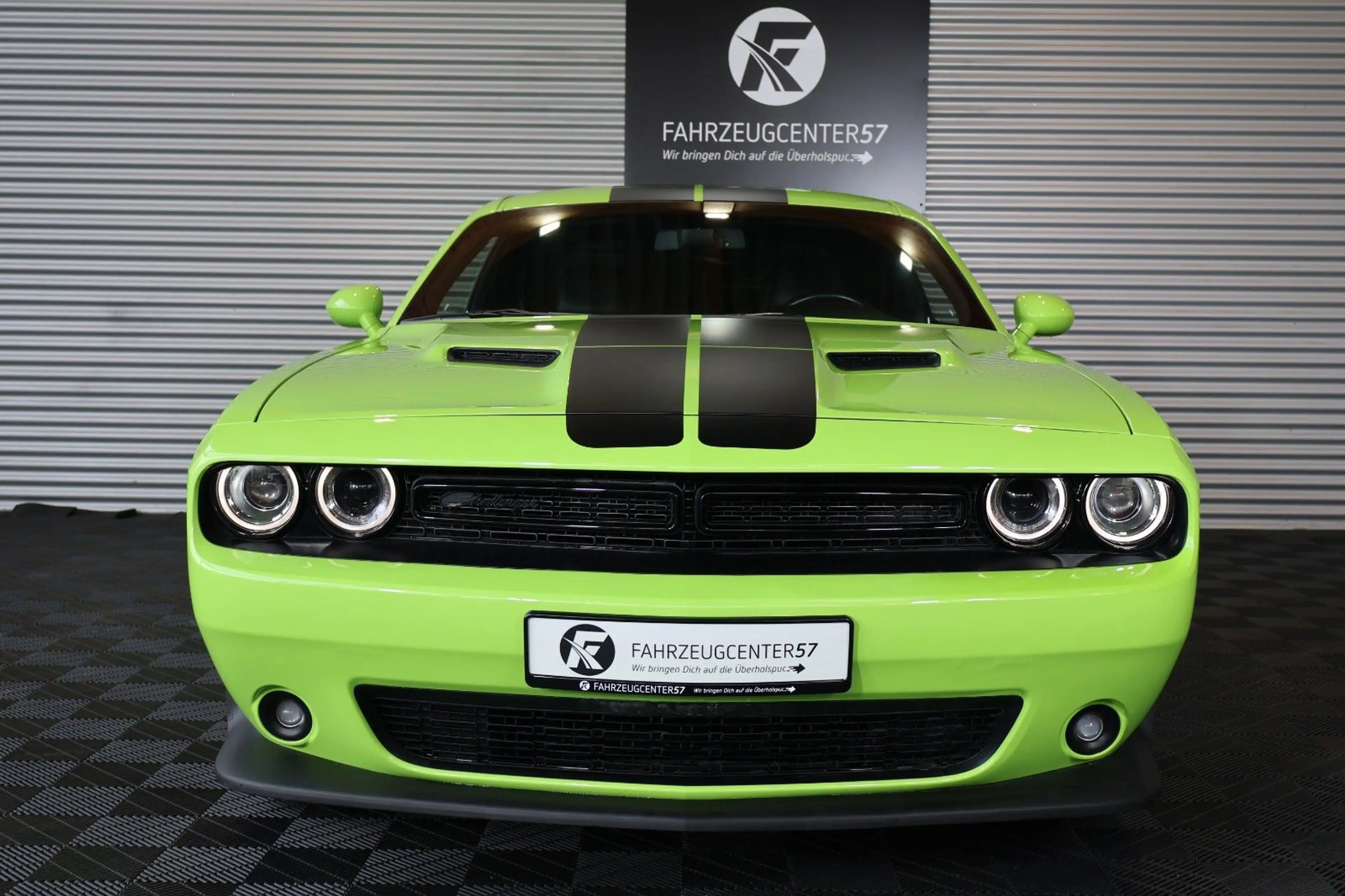 Dodge Challenger 3.6L SXT /ALPINE/RÜCKFAHRKAMERA/PDC — photo 4