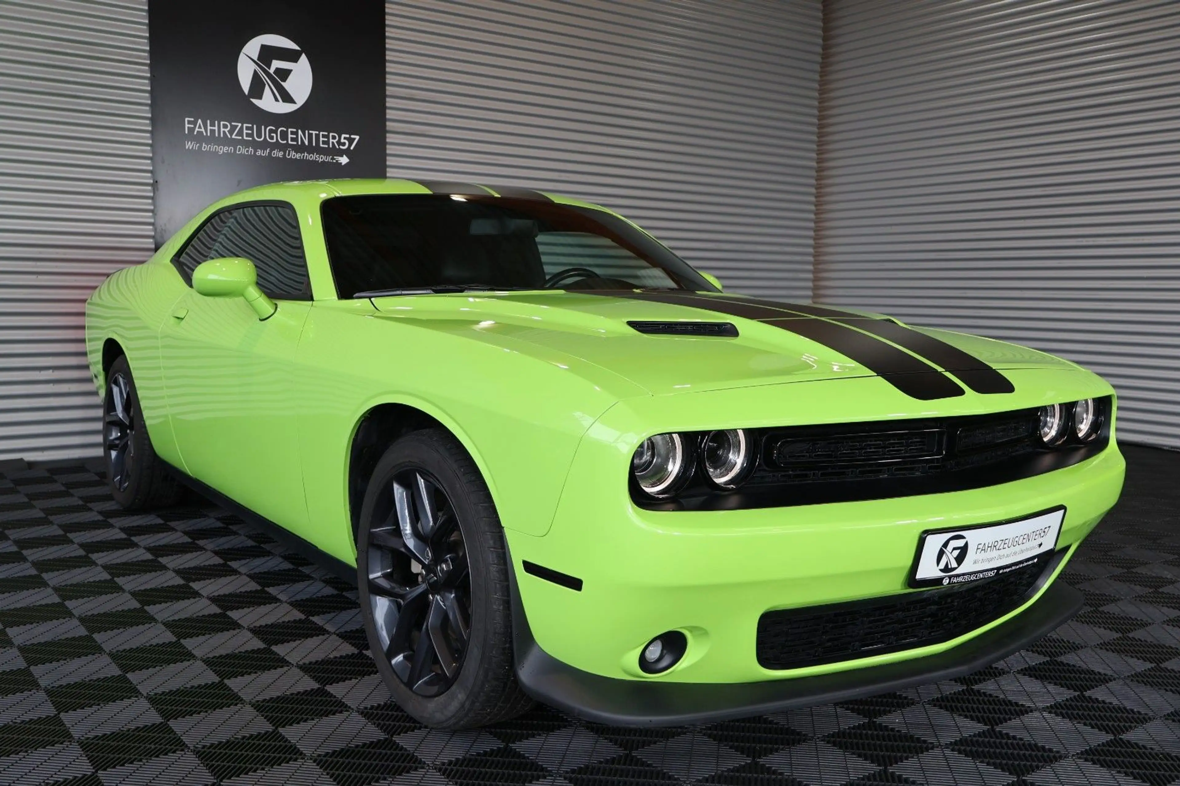 Dodge Challenger 3.6L SXT /ALPINE/RÜCKFAHRKAMERA/PDC — photo 6