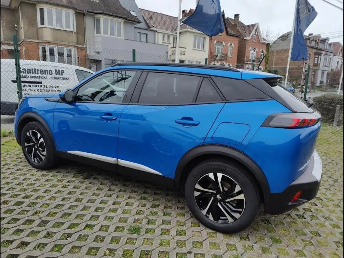 Peugeot e-2008 II Allure Blu/Azzurro - 2