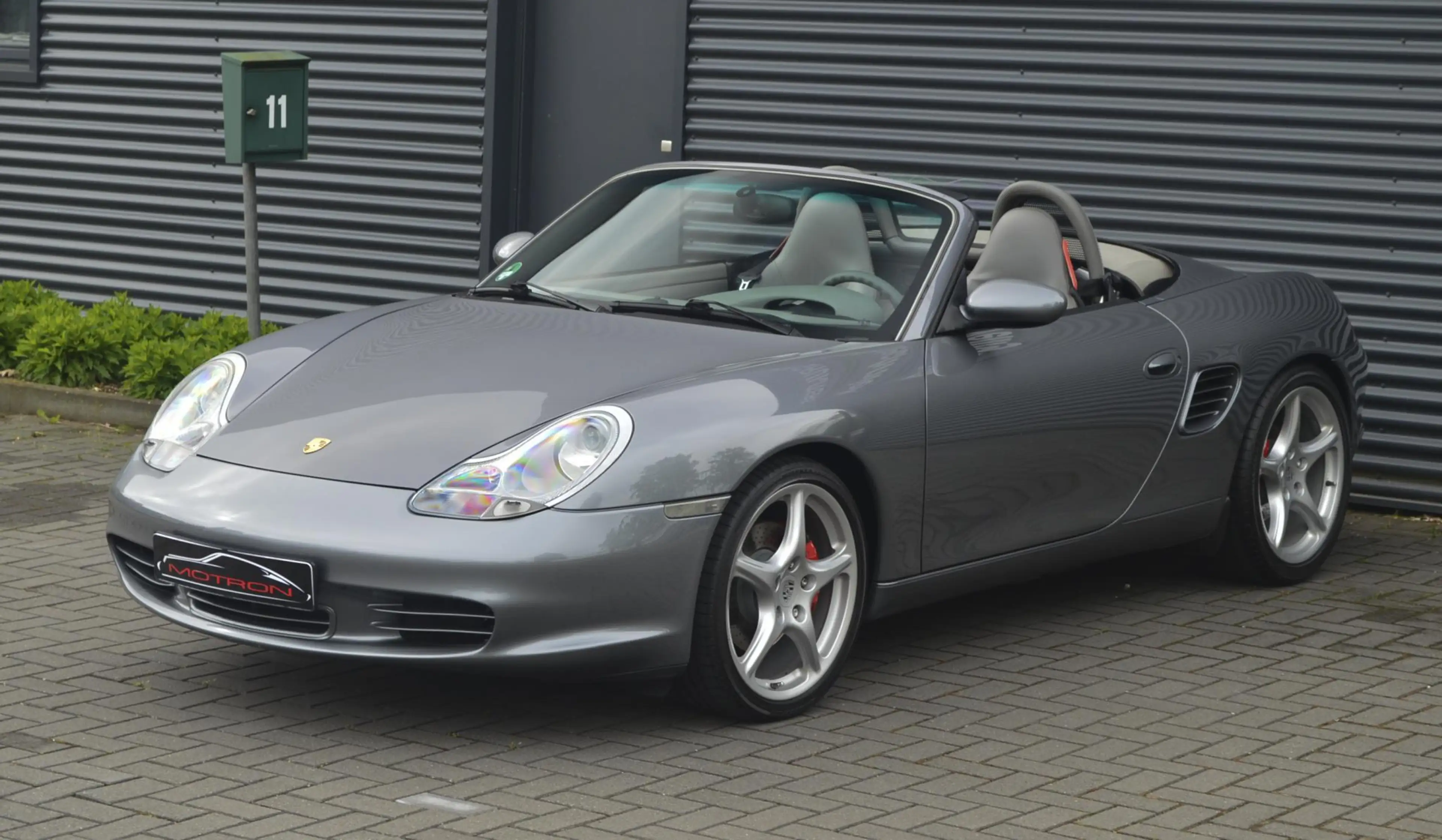 Porsche Boxster 986 S 3.2 — photo 2