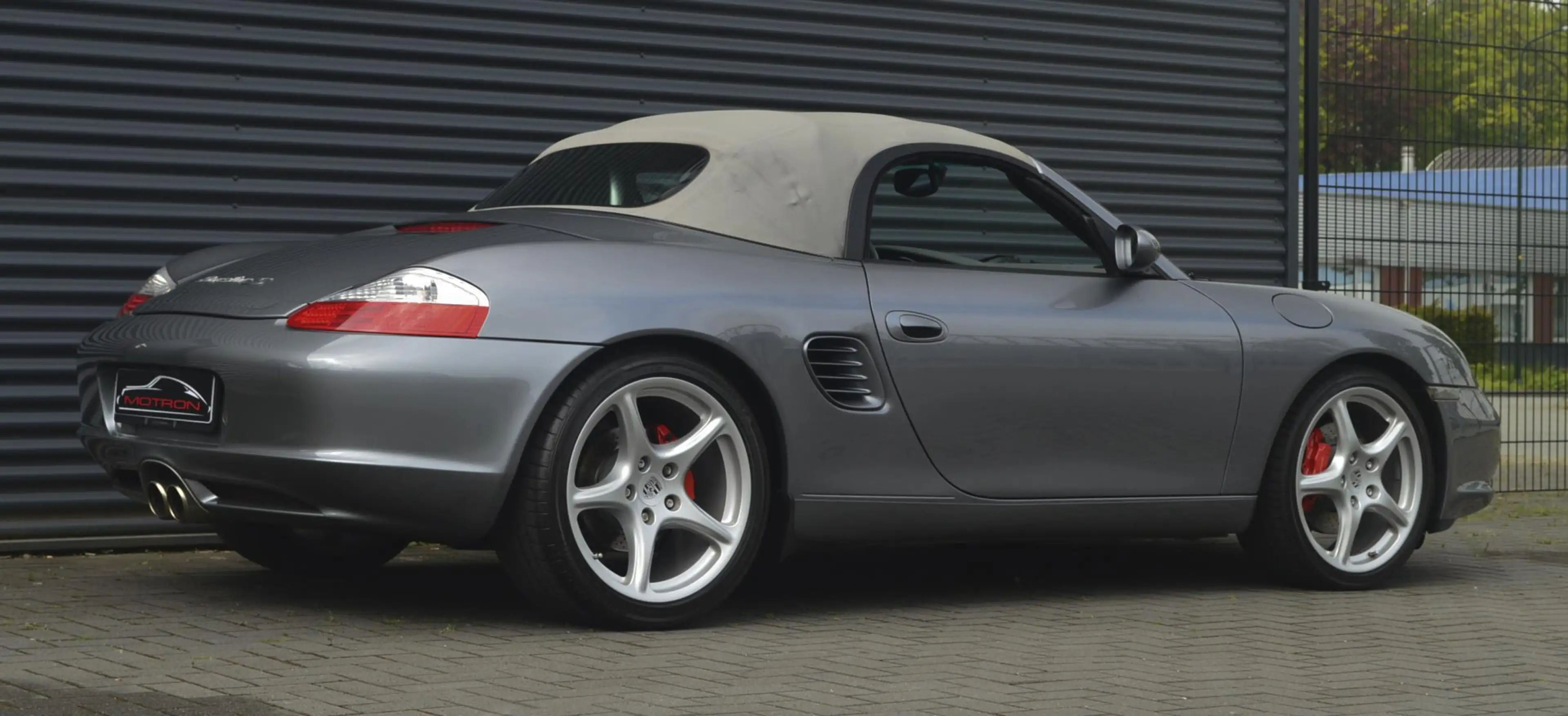 Porsche Boxster 986 S 3.2 — photo 15