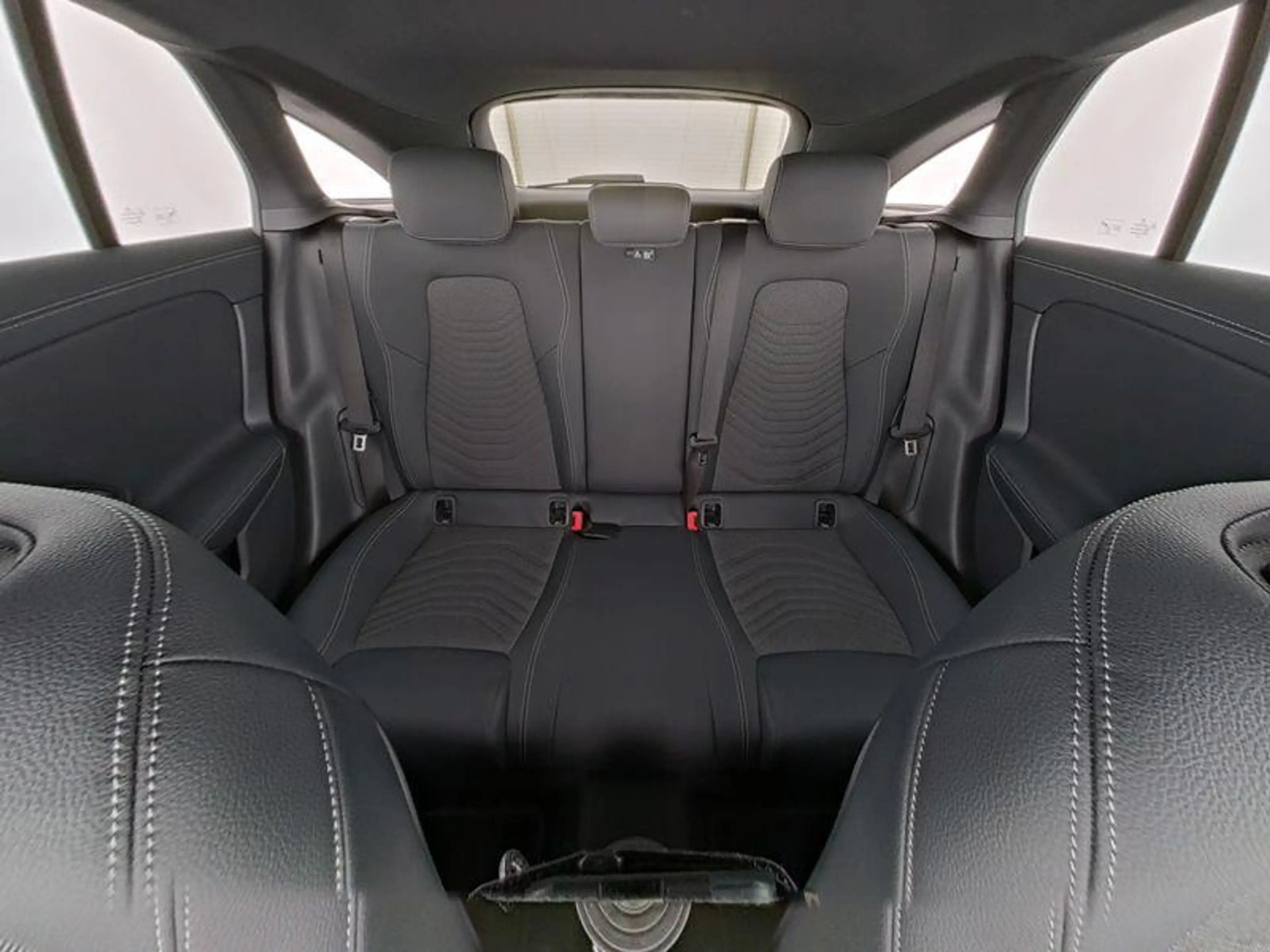 Mercedes-Benz CLA 180 Shooting Brake Luxury Line | Memory Zetels | 360° — photo 7