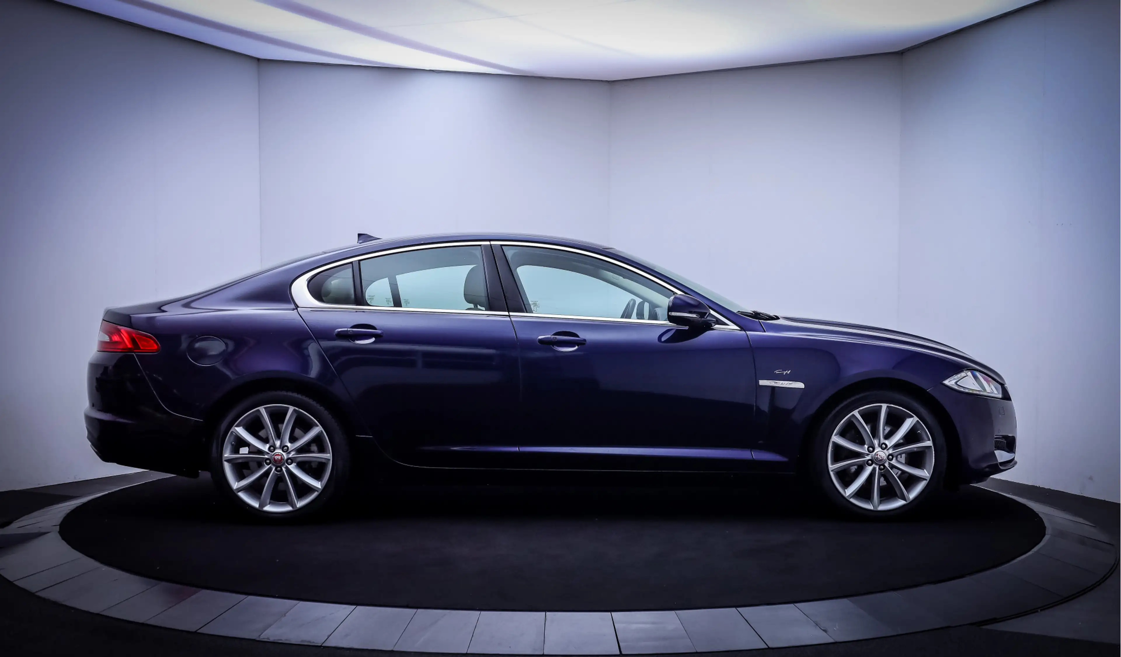 Jaguar XF 2.0 XENON | CAMERA | STOELVERW | KEYLESS | NAVI | — photo 4