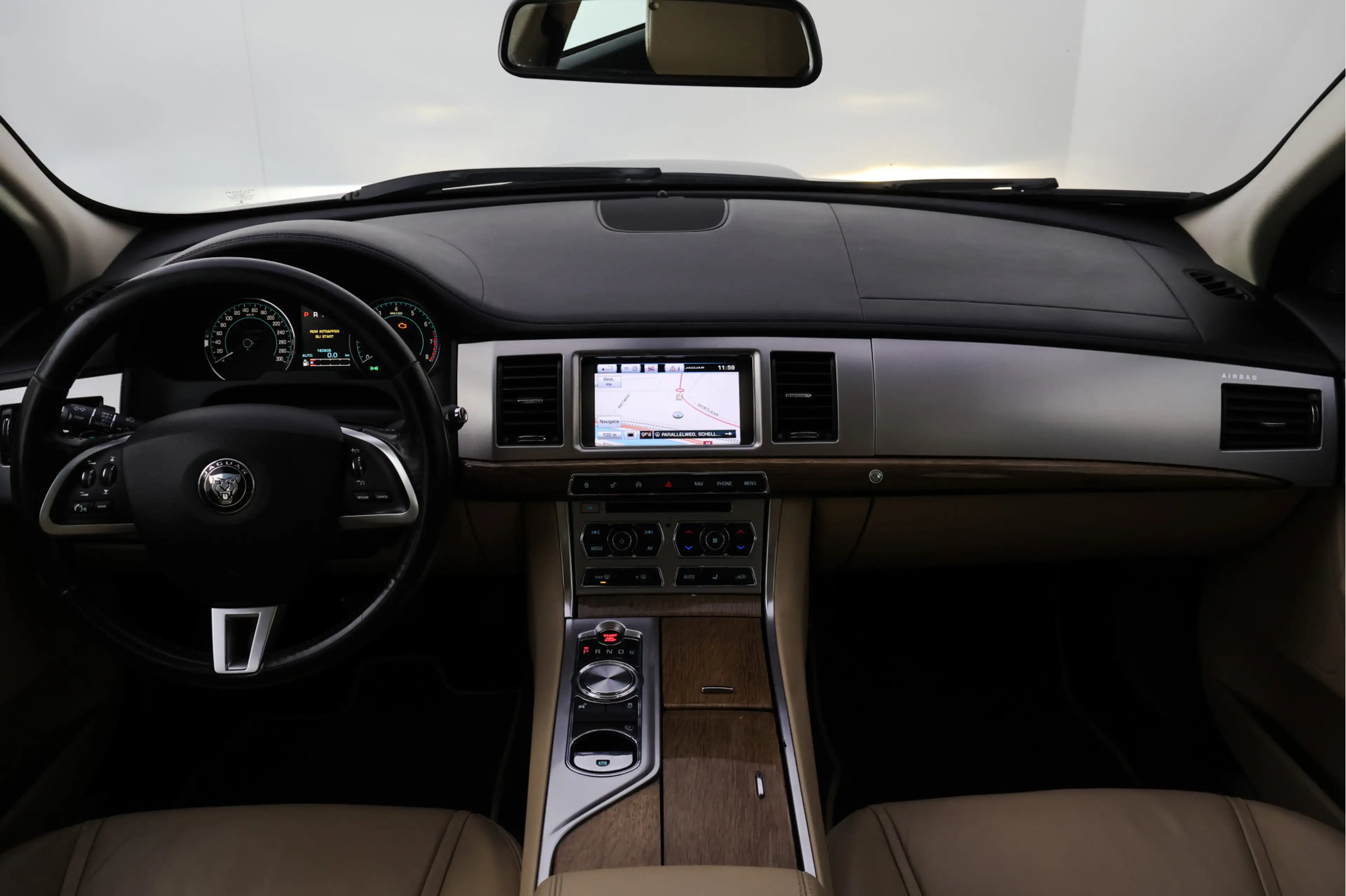 Jaguar XF 2.0 XENON | CAMERA | STOELVERW | KEYLESS | NAVI | — photo 23