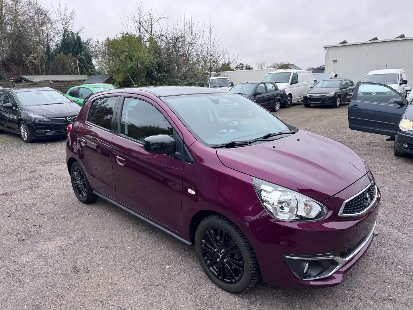 Mitsubishi Space Star Space Star 1.2 Edition+ Rojo - 2