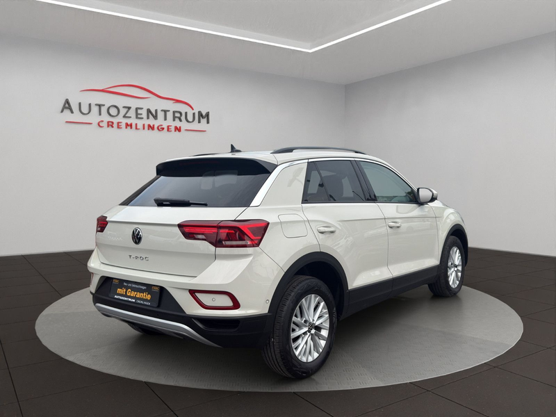Volkswagen T-Roc 2.0 TDI DSG Life CAM NAVI ACC VICO PARKLEN — photo 5