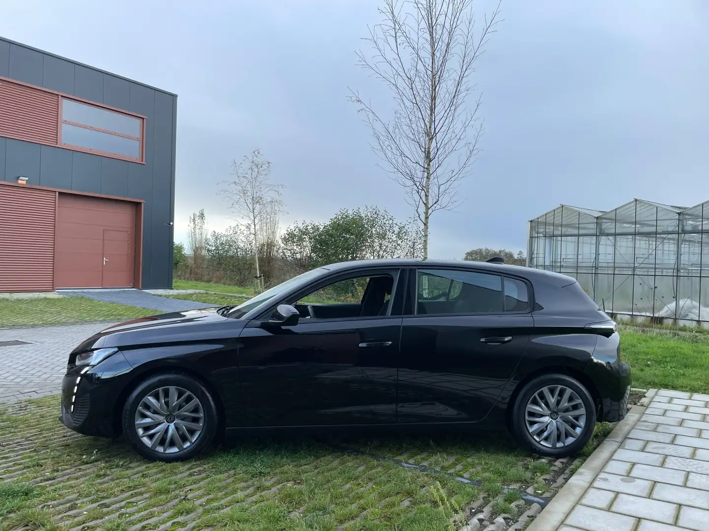 Peugeot 308 1.2 Turbo Active Pack Business Noir - 2