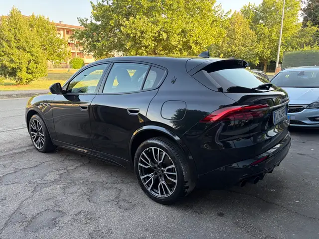 Maserati Grecale view 5