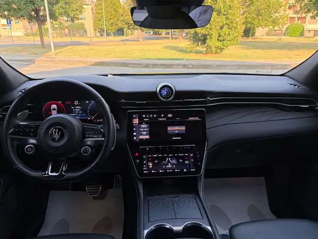 Maserati Grecale view 13