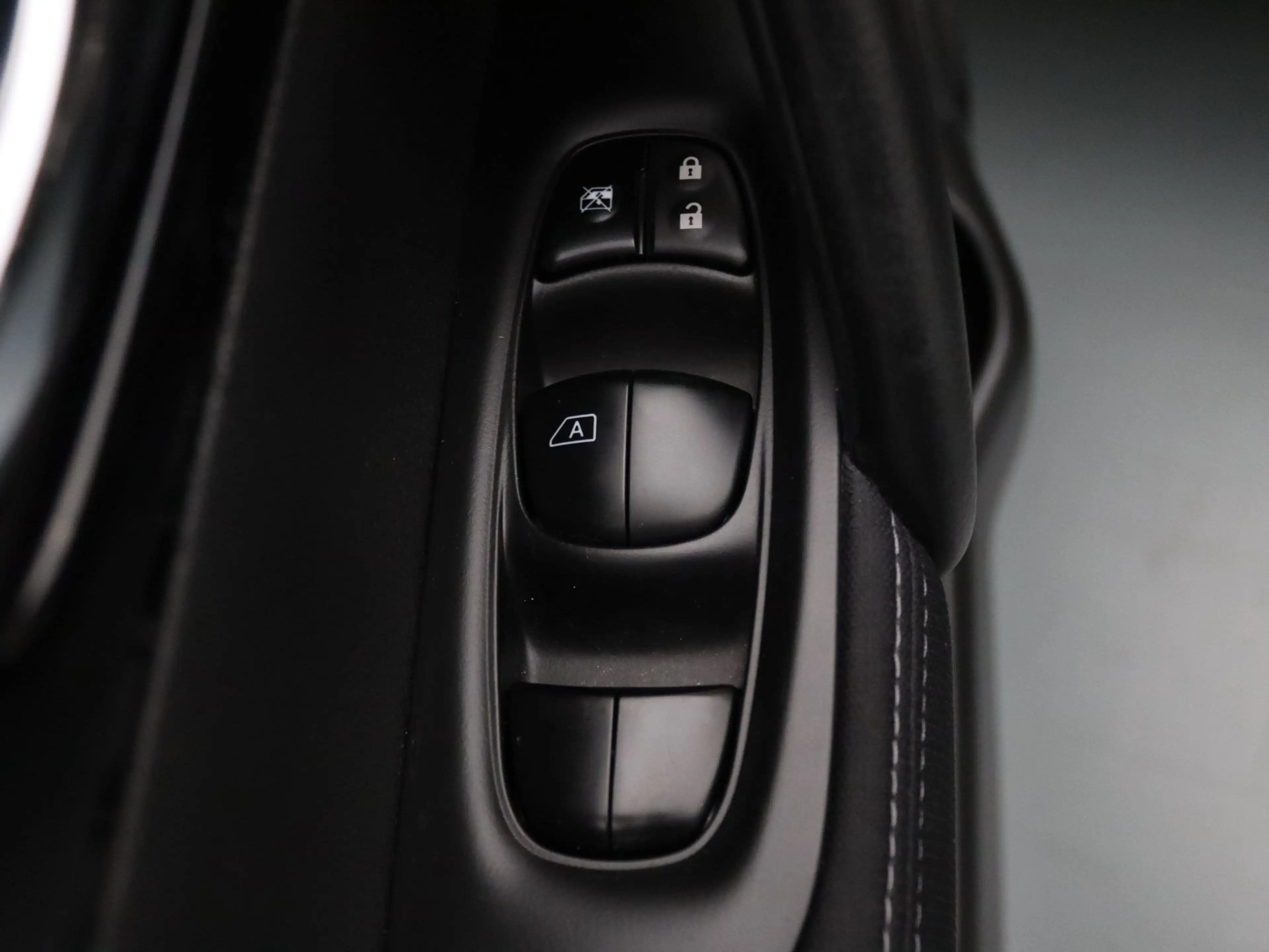 Nissan Qashqai 115pk N-Connecta Climate | Panoramadak — photo 20