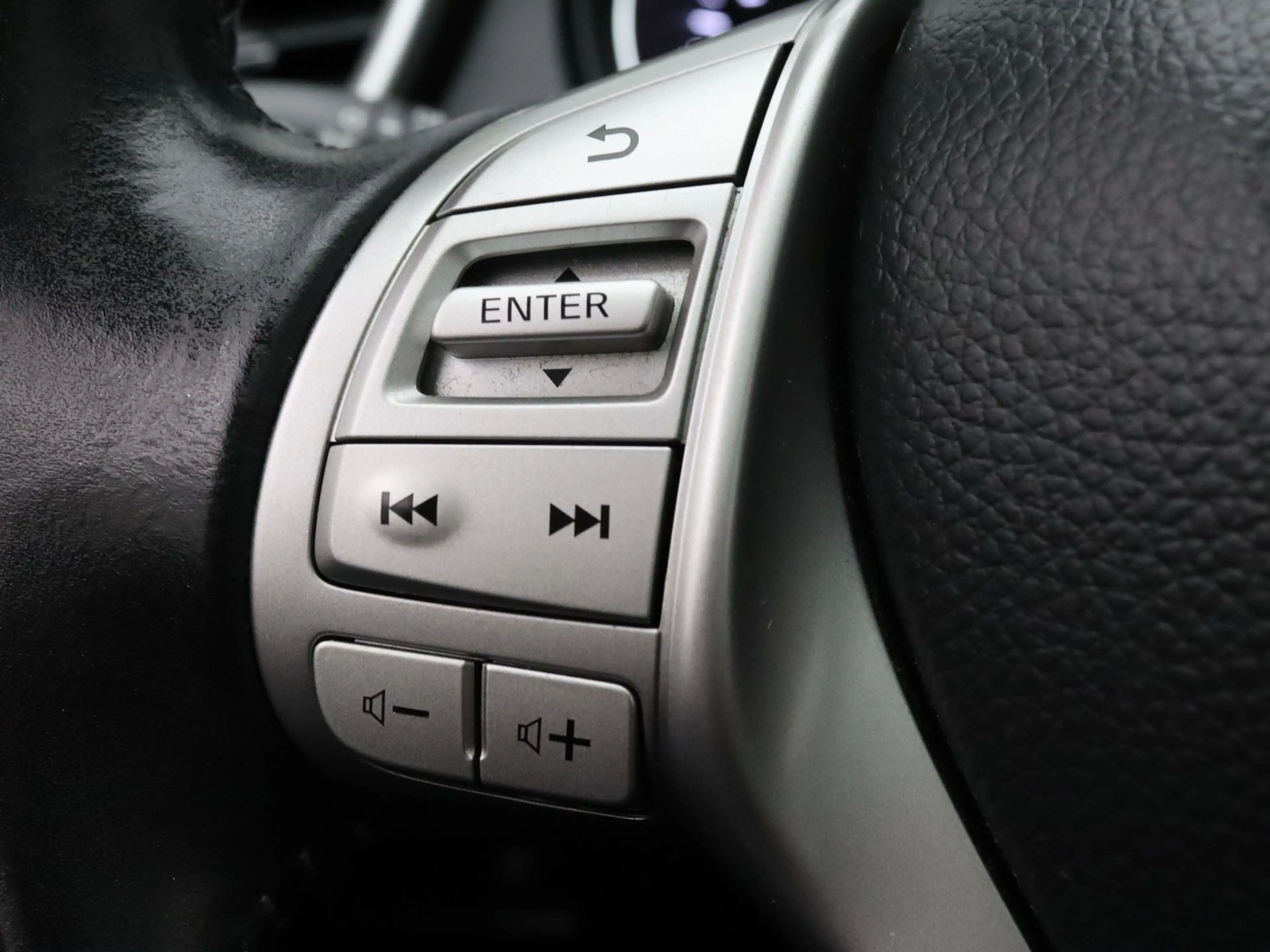 Nissan Qashqai 115pk N-Connecta Climate | Panoramadak — photo 14