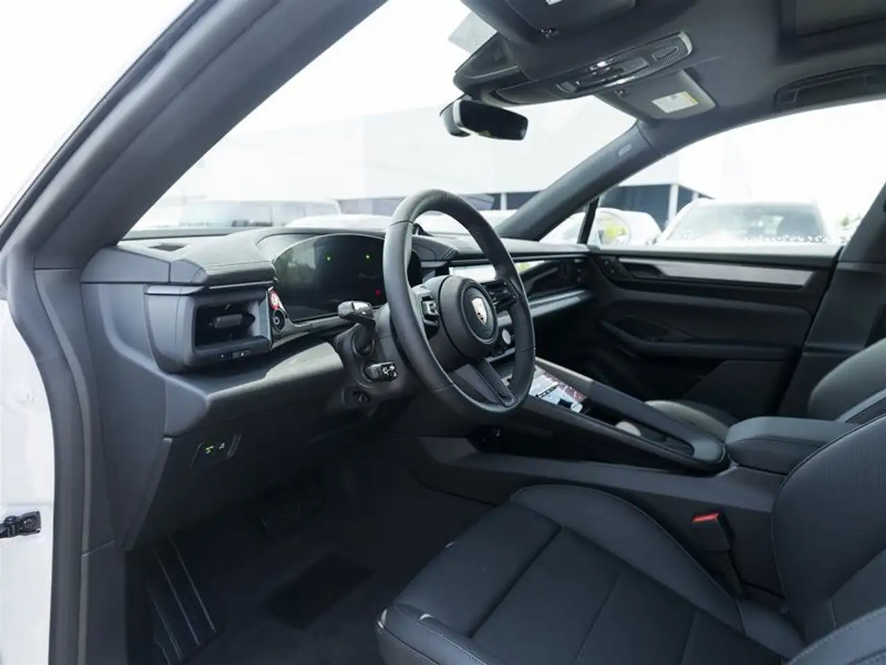 Porsche Macan снимка Porsche Macan