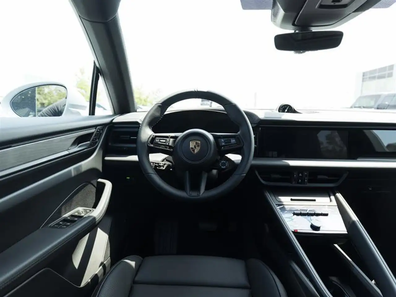 Porsche Macan снимка Porsche Macan