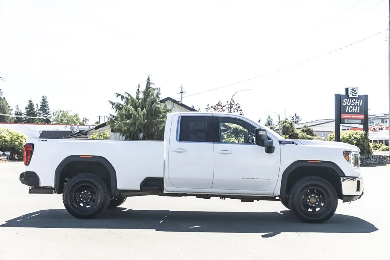 GMC Sierra 3500HD снимка GMC Sierra 3500HD