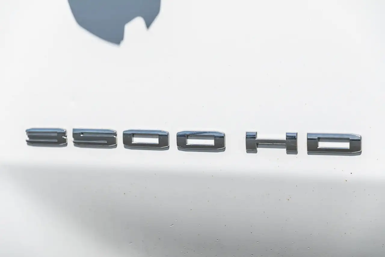 GMC Sierra 3500HD снимка GMC Sierra 3500HD