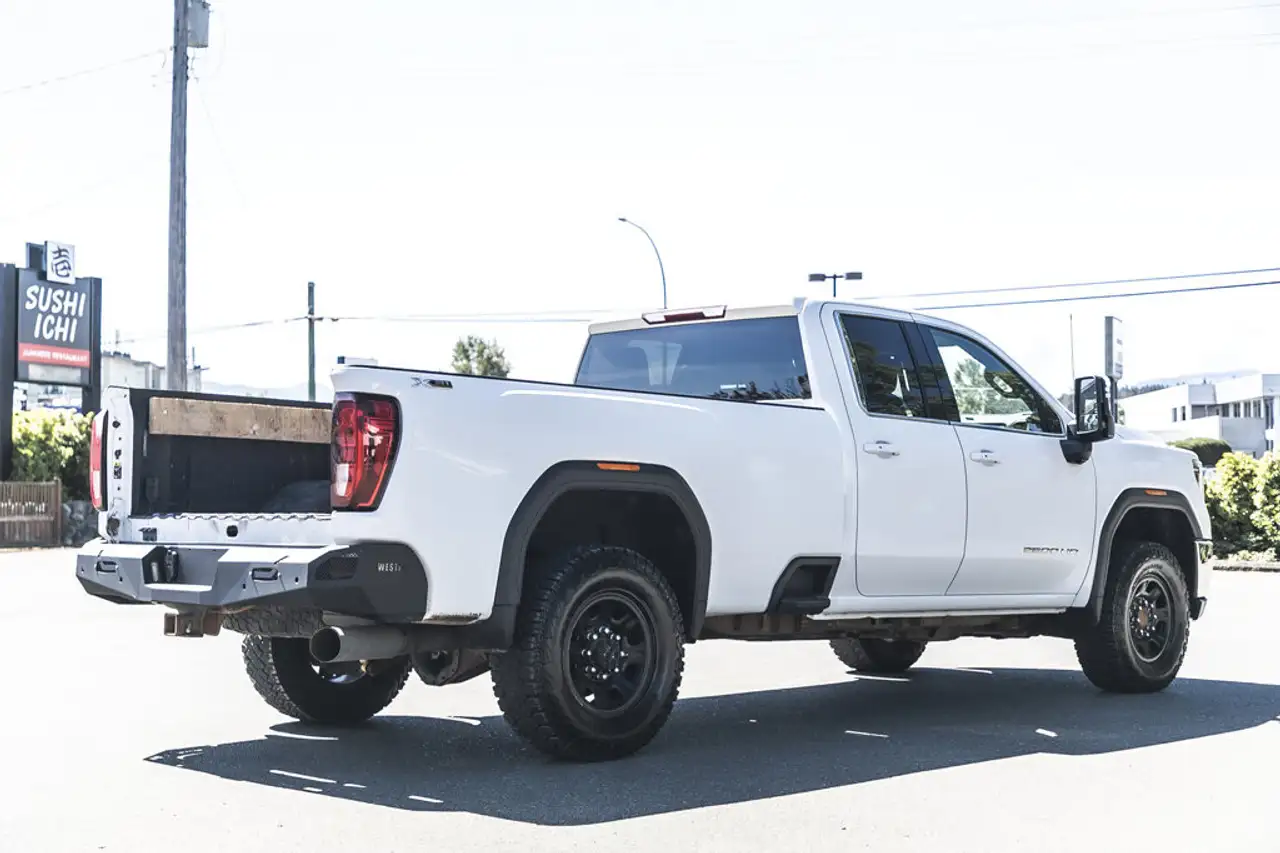 GMC Sierra 3500HD снимка GMC Sierra 3500HD