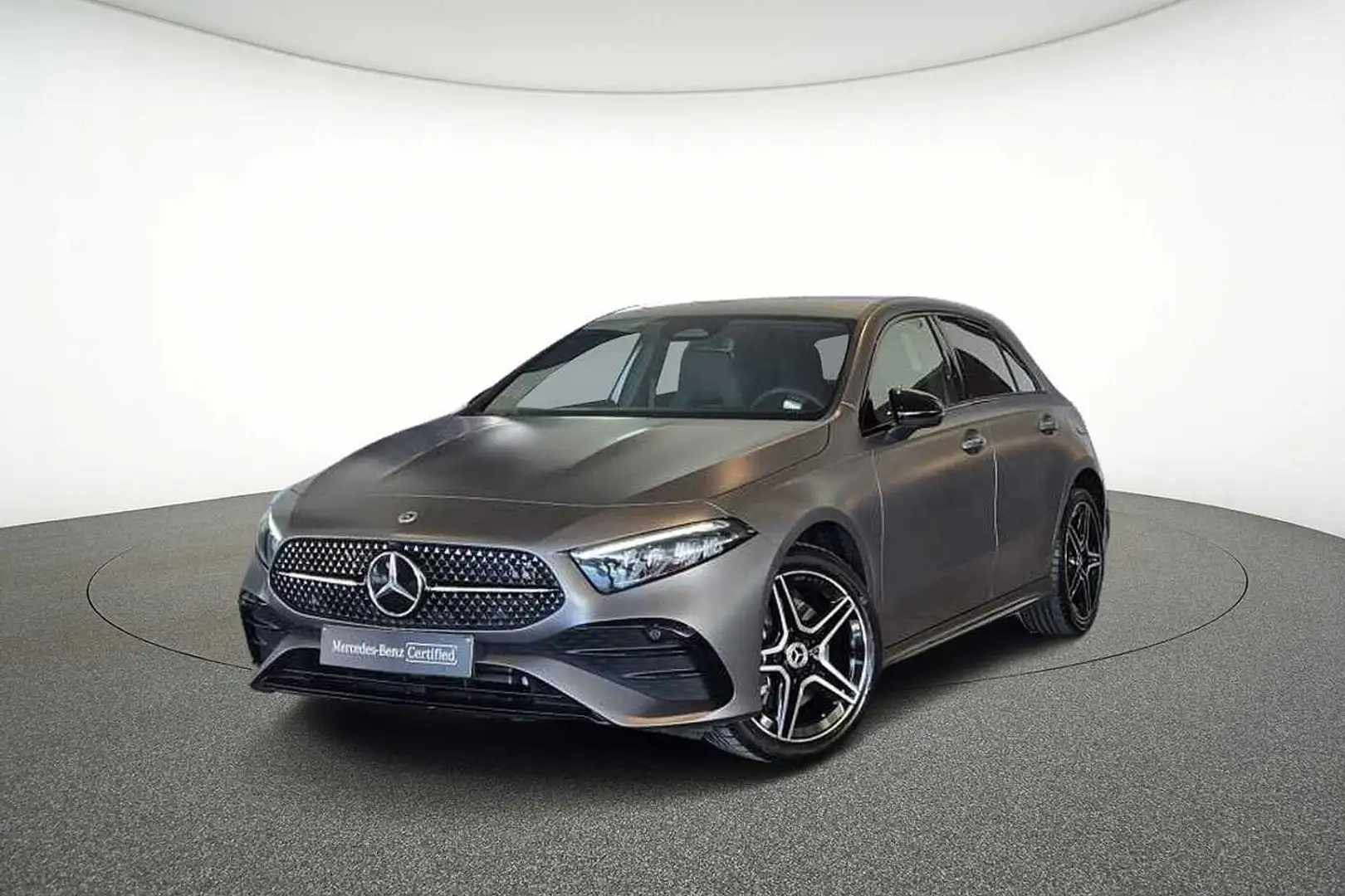Mercedes-Benz A 250 e Hatchback AMG Line | Smartphone Integratie | Ver Gris - 1