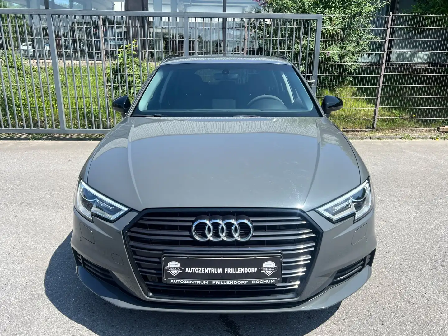 Audi A3 Sportback RS3 Optik/AUTOMATIK/XENON/NAVI!!! Grigio - 2