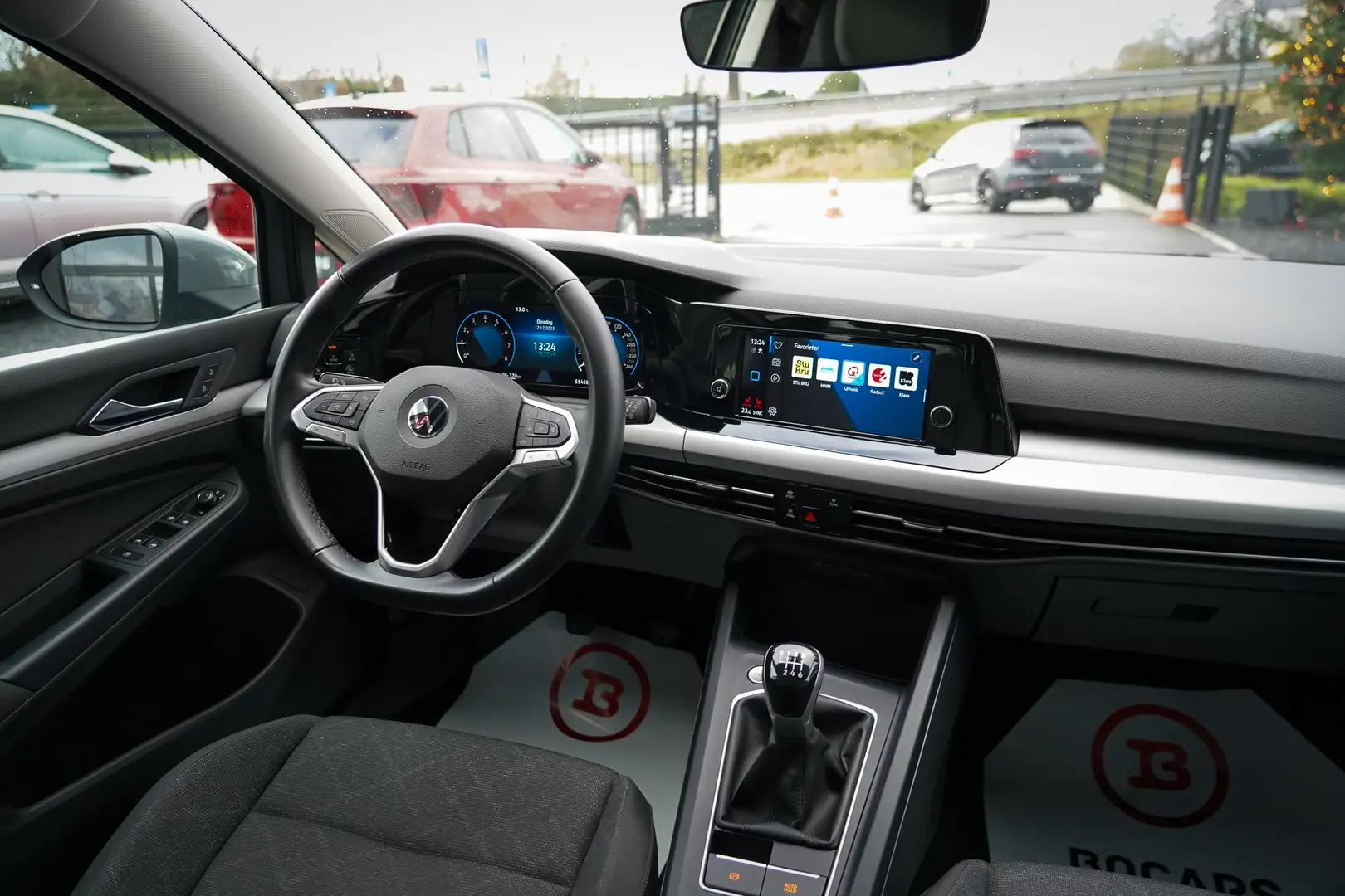Volkswagen Golf 1.0TSI 110pk Life | Apple CarPlay |Digital cockpit Gris - 2