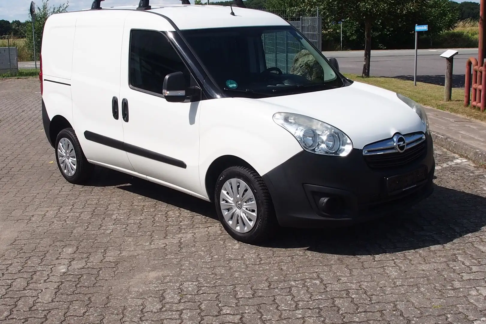 Opel Combo D Kasten L1H1 2,2t Weiß - 2