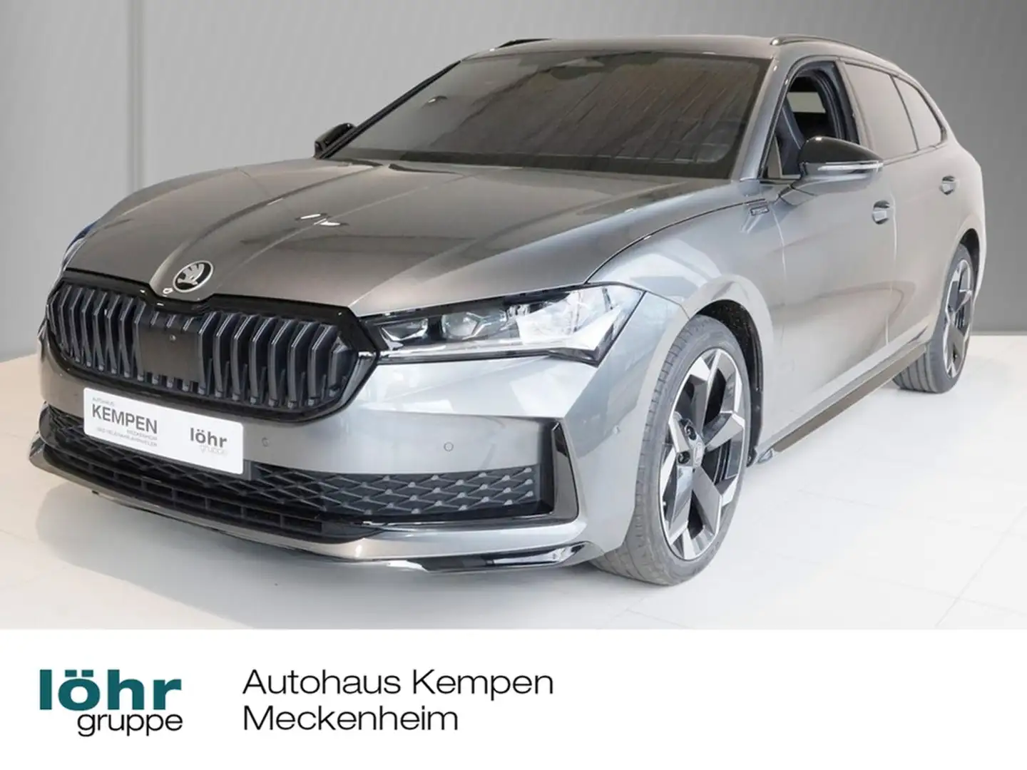 Skoda Superb Combi Sportline 2.0 TDI 7-Gang-DSG Grau - 1
