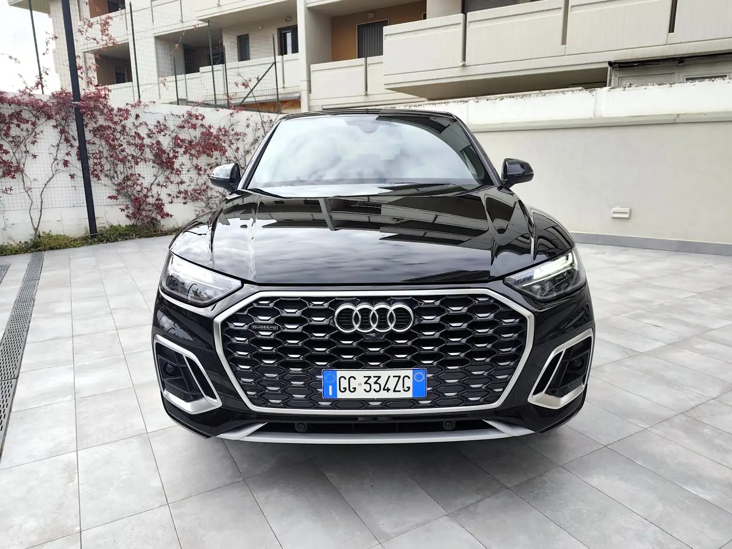 Audi Q5 Sportback 40 2.0 tdi mhev 12V S line Plus quattro Zwart - 2