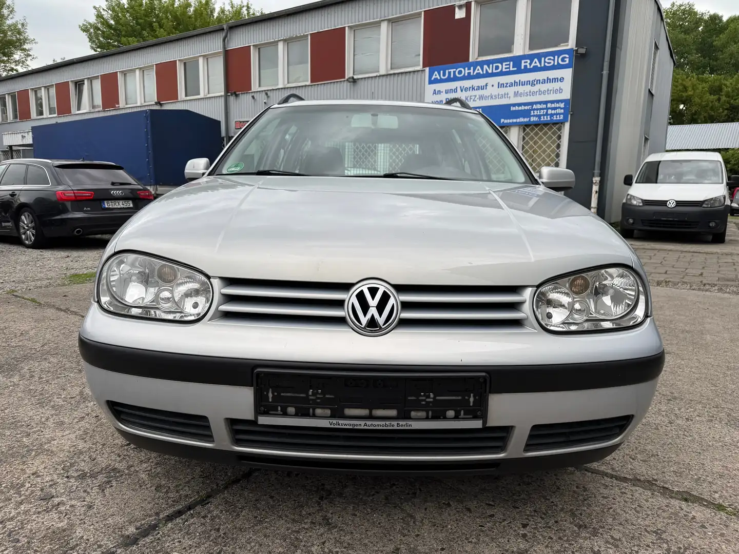 Volkswagen Golf Variant 1.6 Automatik Edition TÜV NEU Zilver - 2
