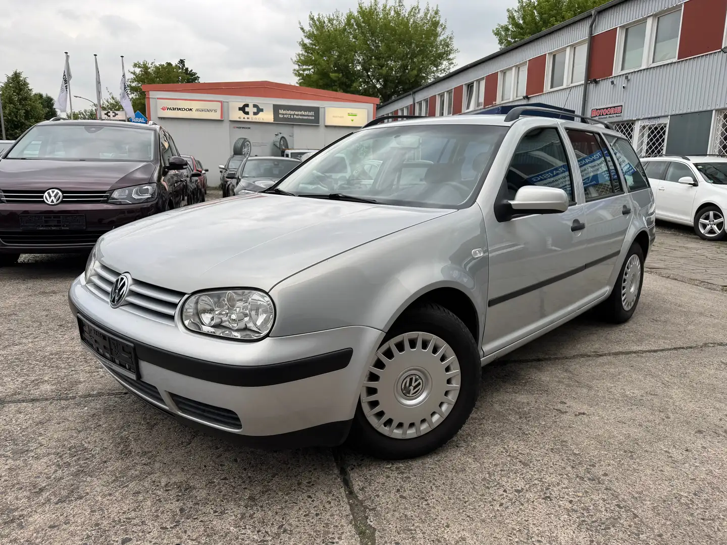 Volkswagen Golf Variant 1.6 Automatik Edition TÜV NEU Zilver - 1