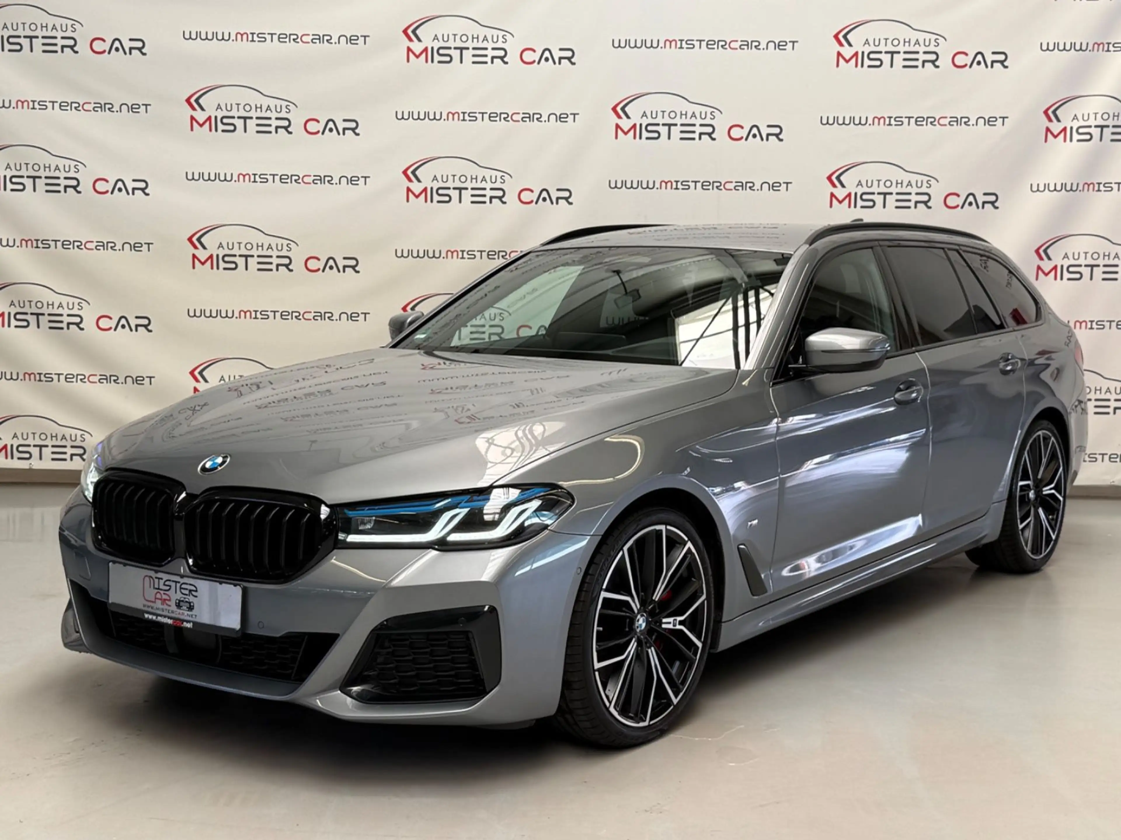 BMW 520 d M Sport Pro ACC/LASER/HUD/H&K/KAM/TOT/20ALU