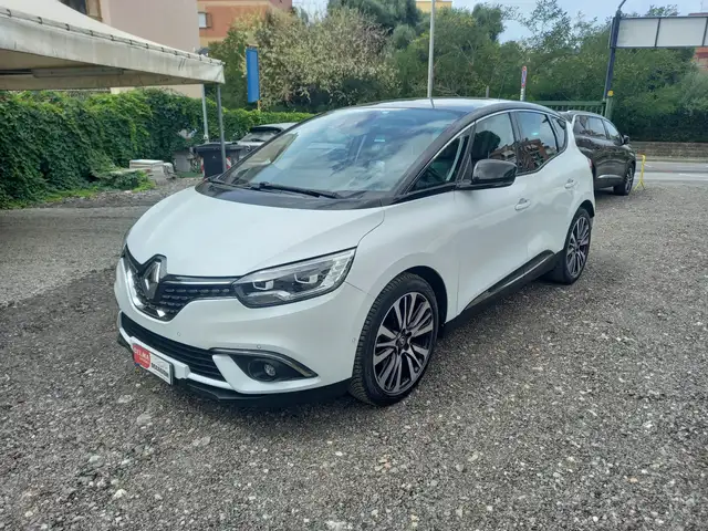Renault Scenic Scenic IV1.5dci energyhybrid assist InitialeParis