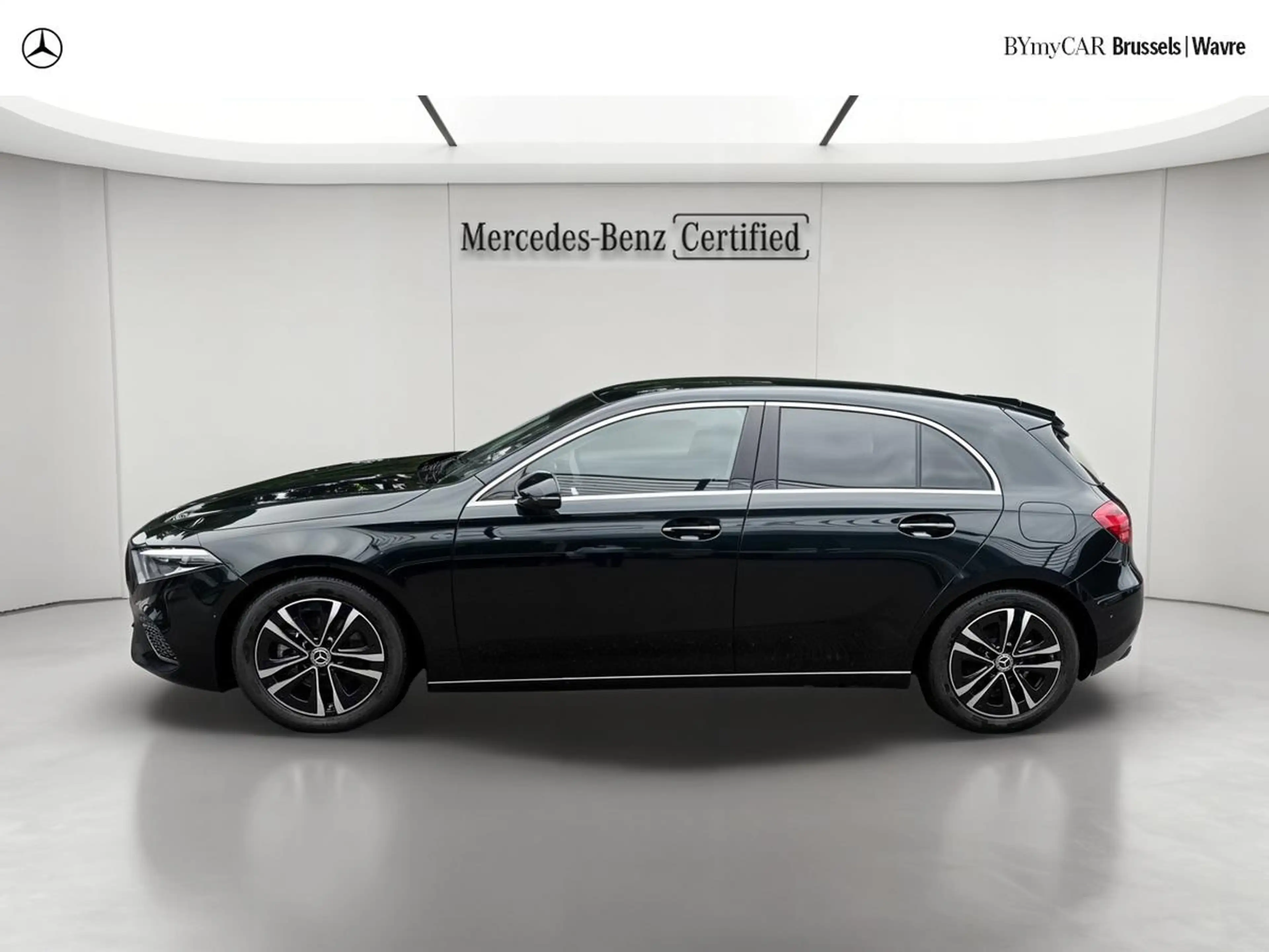 Mercedes-Benz A 180 A Luxury Line — photo 6