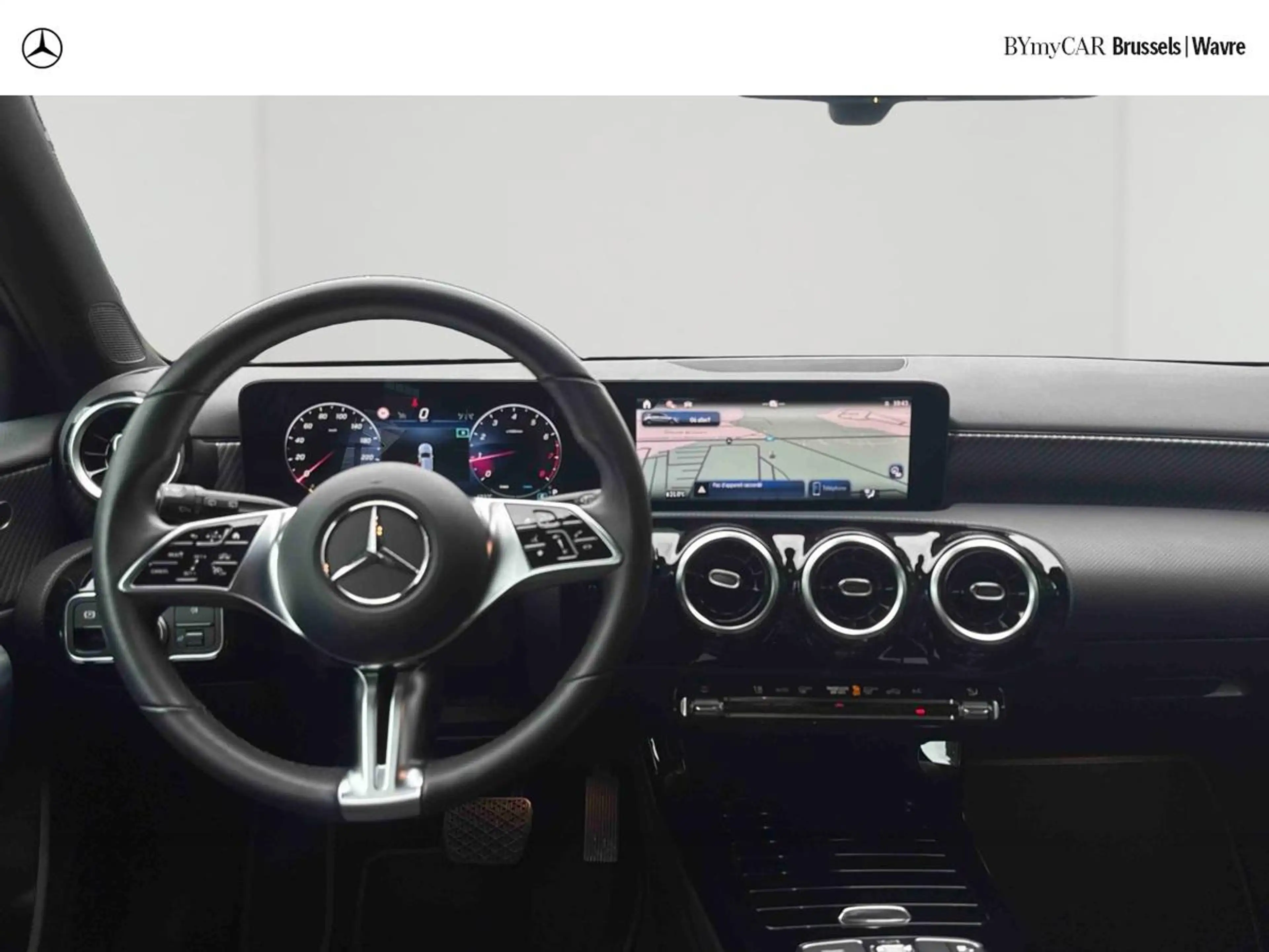 Mercedes-Benz A 180 A Luxury Line — photo 10
