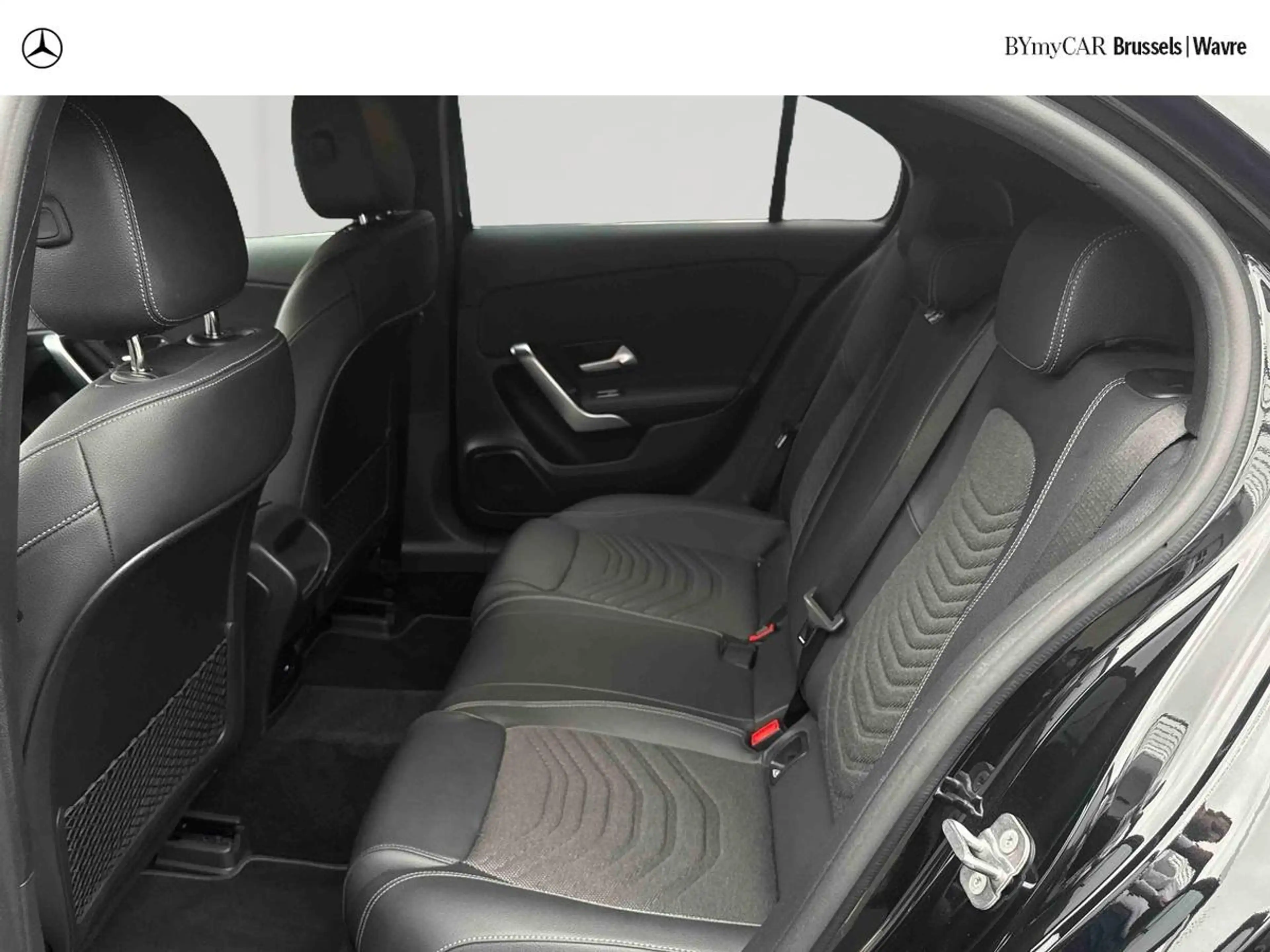 Mercedes-Benz A 180 A Luxury Line — photo 15