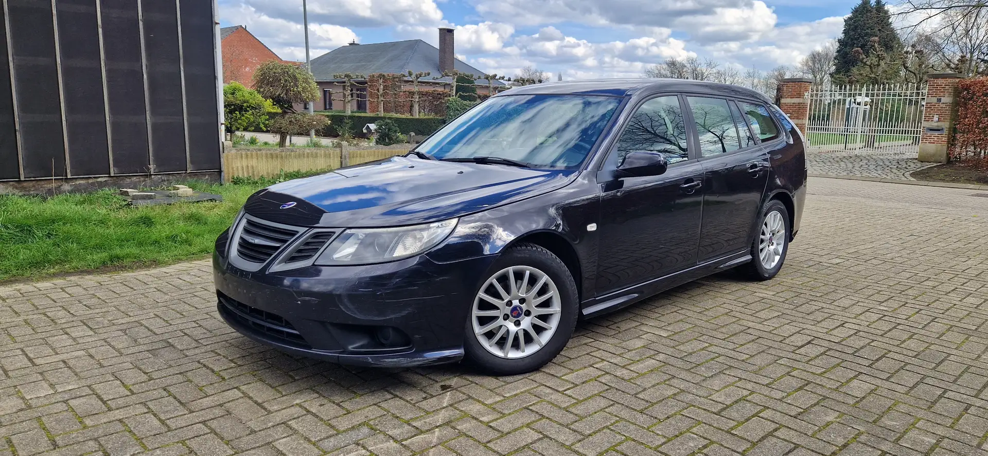 Saab 9-3 1.8 Turbo Vector Aut. Noir - 1