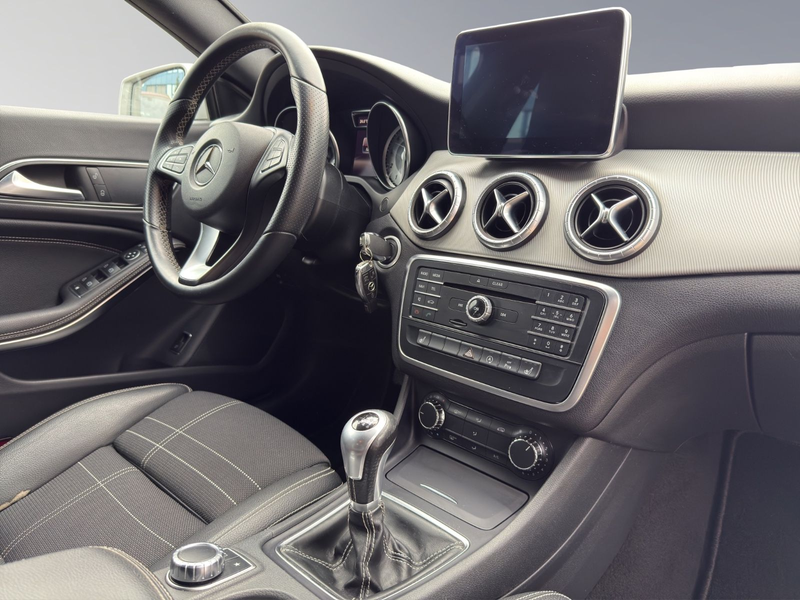 Mercedes-Benz CLA 180 NAVI KAMERA LEDER XENON — photo 14