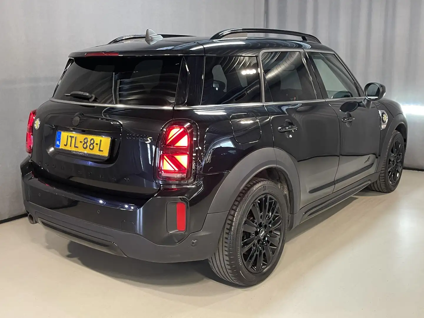 MINI Cooper SE Countryman Mini 1.5 ALL4 18"/Adaptieve cruise/Sportstoel + me Noir - 2