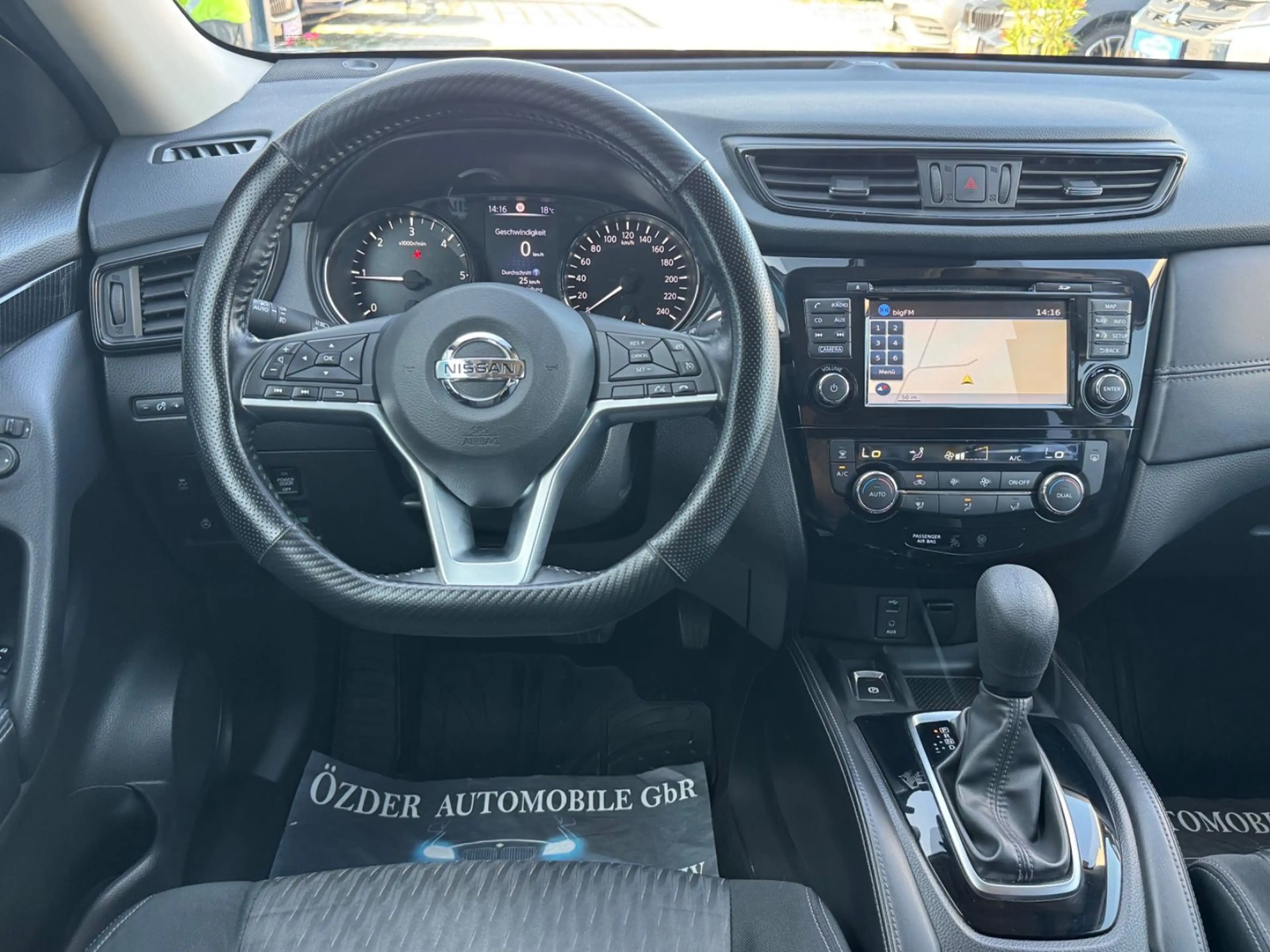 Nissan X-Trail 2.0 dCi N-Connecta+Finanzierung+Garantie — photo 14