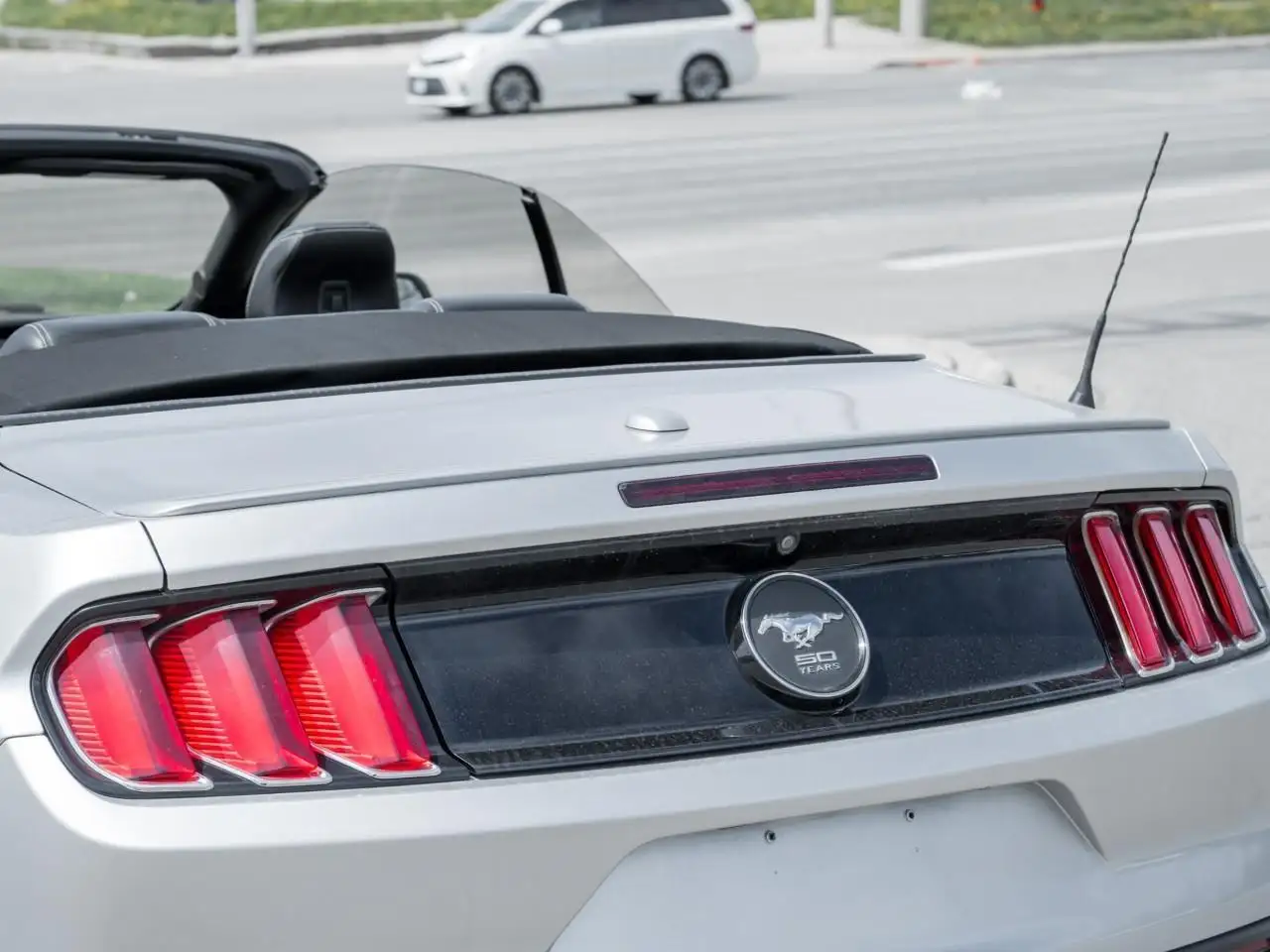 Ford Mustang снимка Ford Mustang