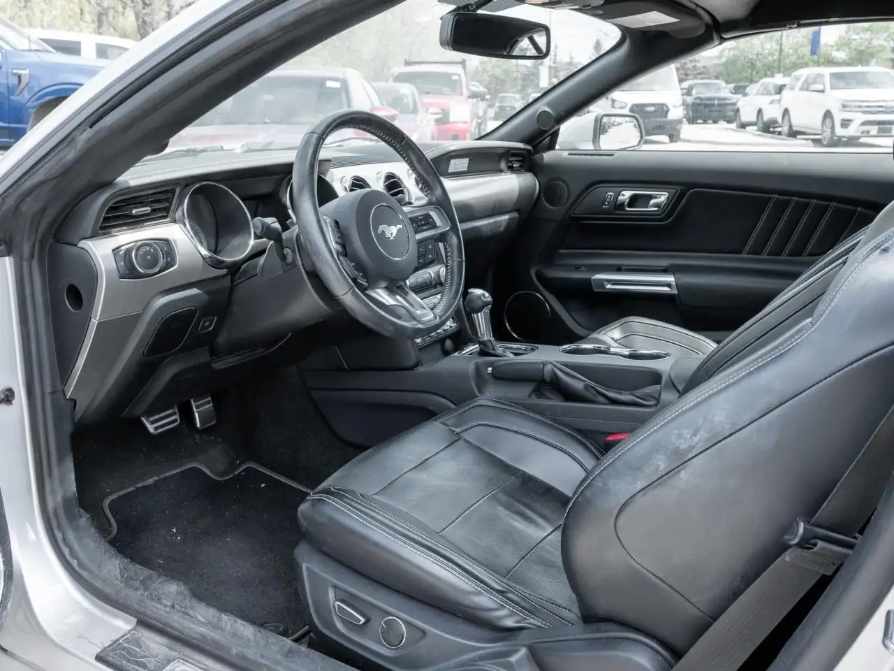 Ford Mustang снимка Ford Mustang