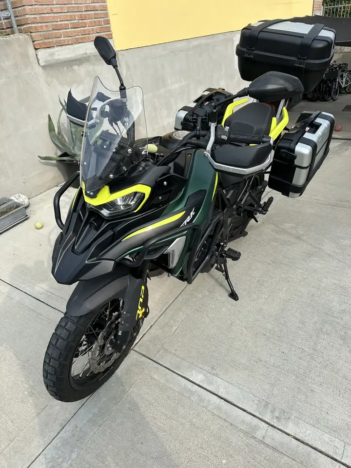 Benelli TRK 702
