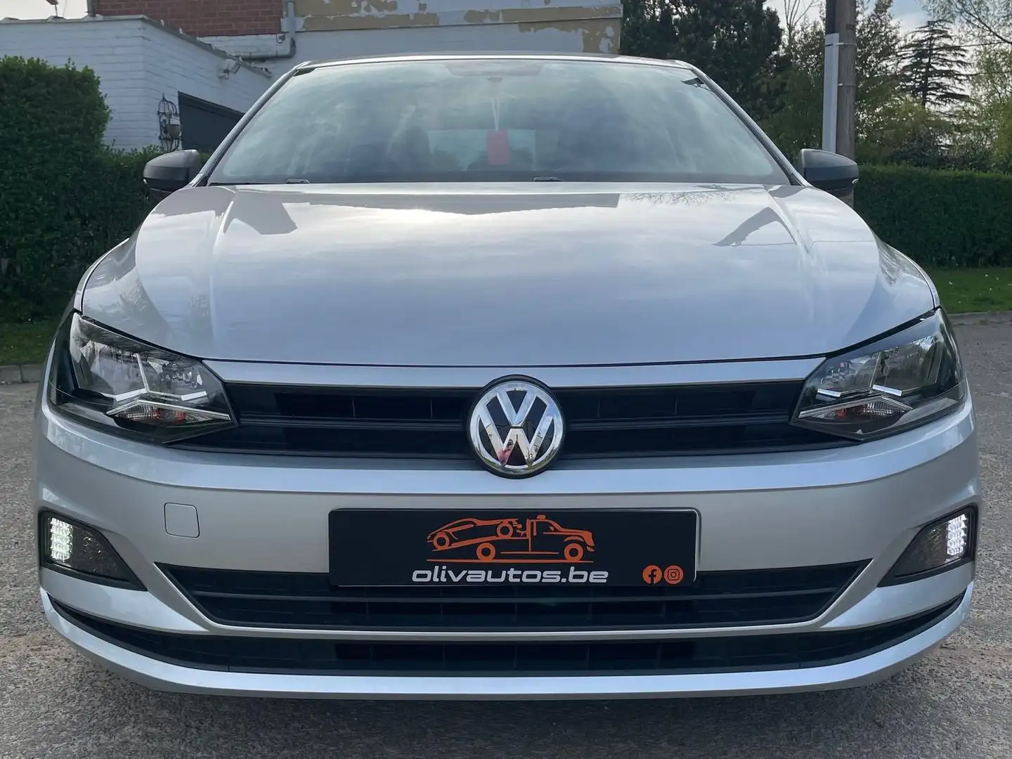 Volkswagen Polo 1.0i Trendline Argent - 1