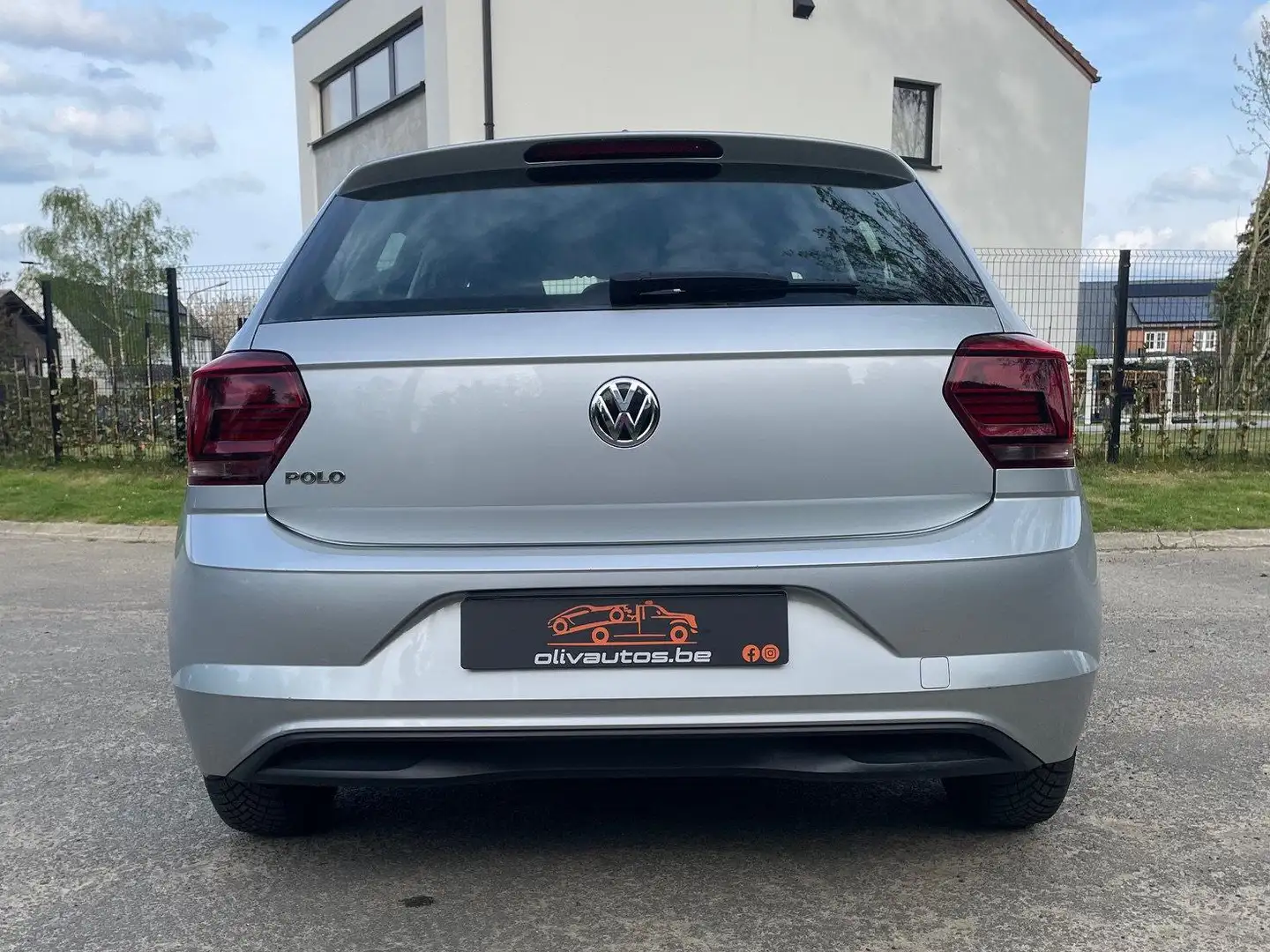 Volkswagen Polo 1.0i Trendline Argent - 2