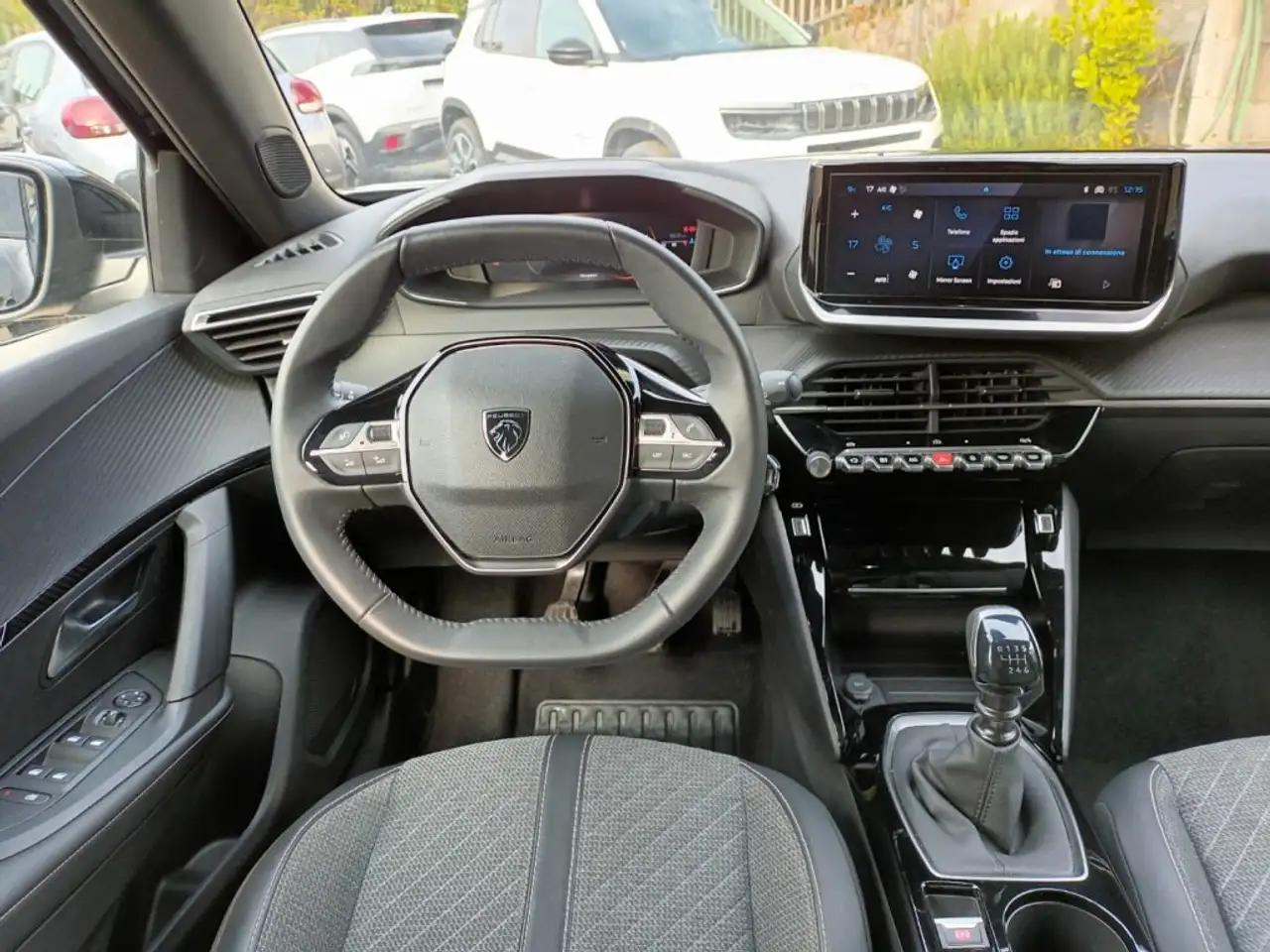 Peugeot 2008 1200 PURETECH ALLURE 100CV CARPLAY VETRI SCURI"17 10