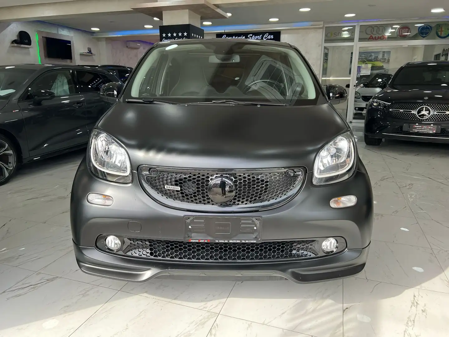 smart forFour BRABUS EXCLUSIVE JBL 0.9 BENZ 109CV TWINAMIC Nero - 2