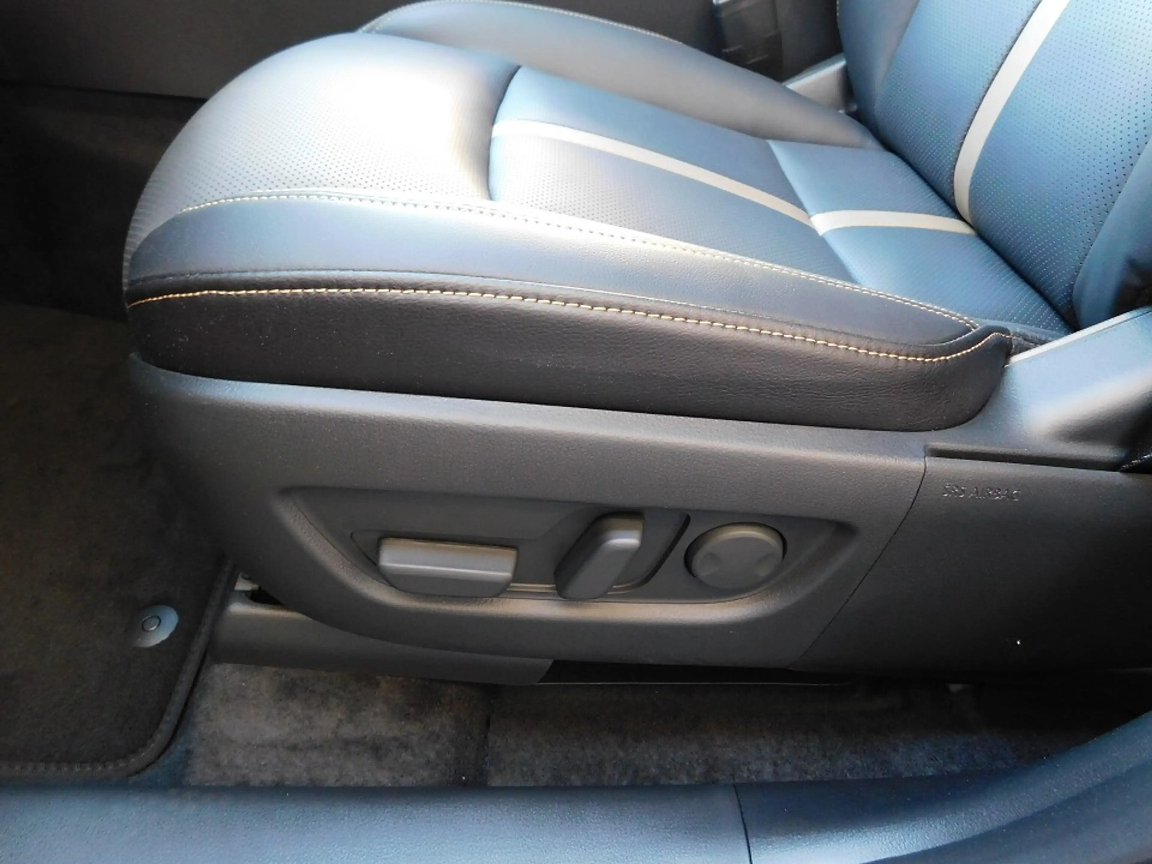 Mazda CX-80 e-SKY PHEV AWD 7-Sitzer Homura  Convenience & Soun — photo 12